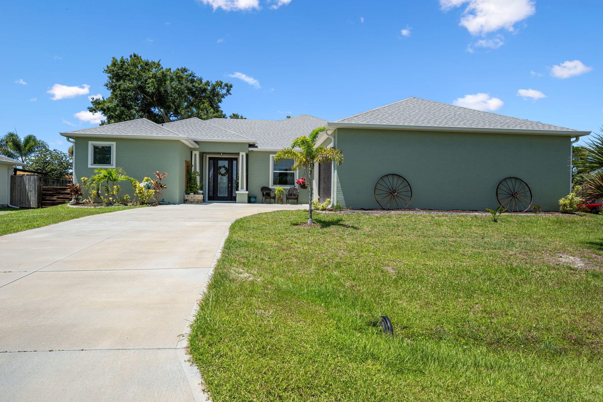 898 Gera Avenue NW Palm Bay FL 32907