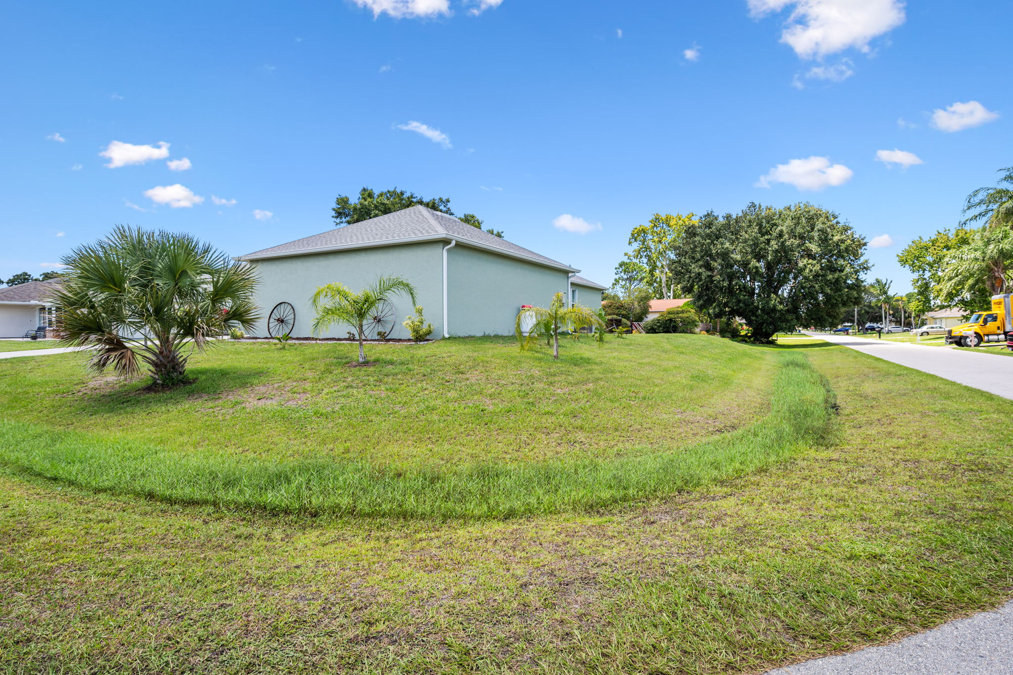898 Gera Avenue NW Palm Bay FL 32907