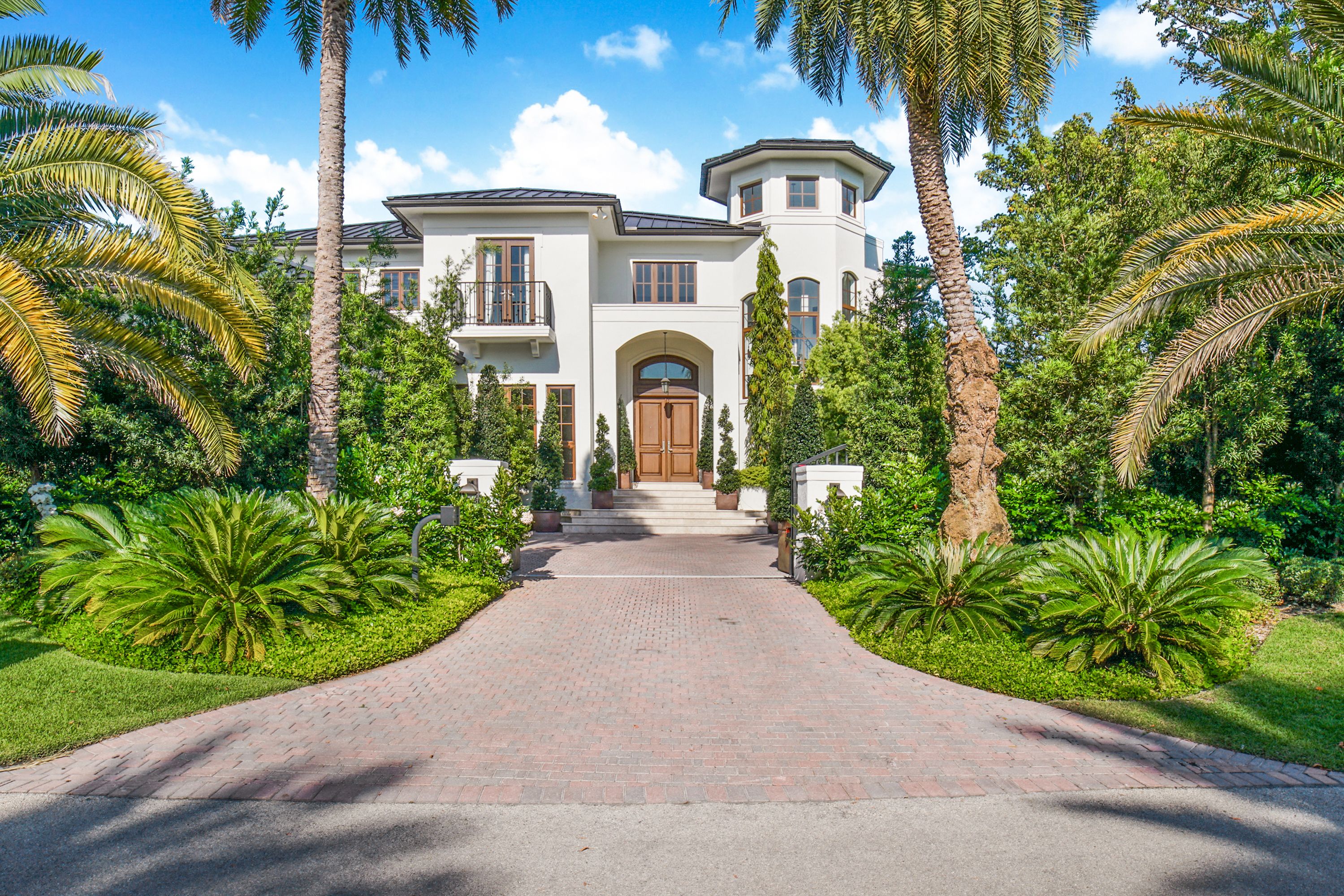 365 Gulf Road Key Biscayne FL 33149