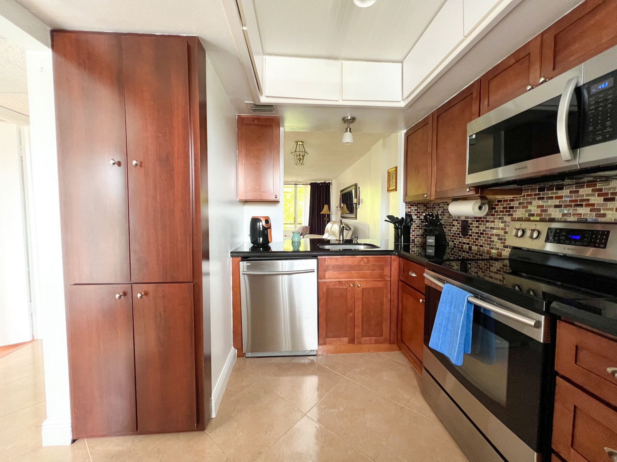 113 Royal Park Drive Oakland Park FL 33309