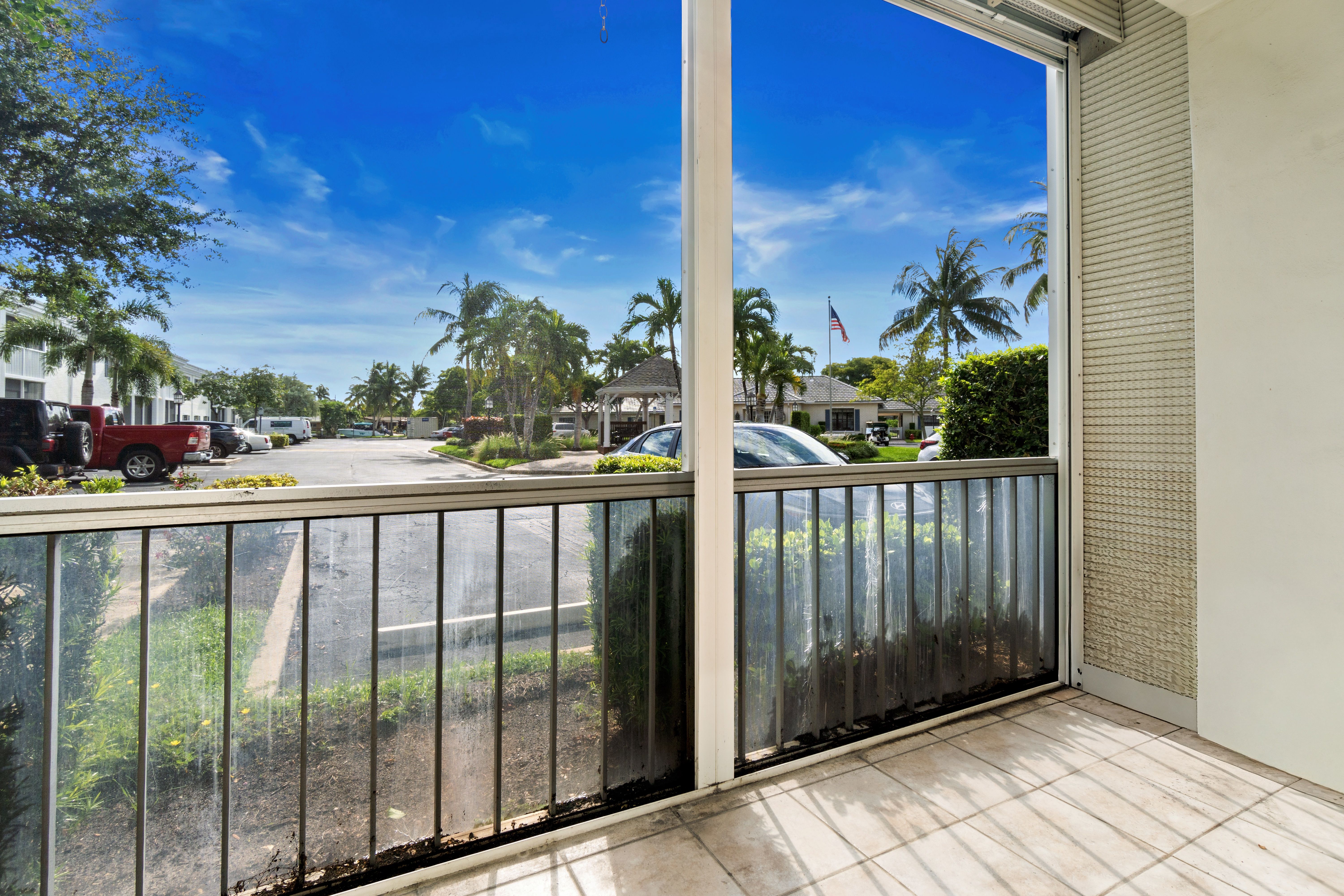 140 Cypress Club Drive Pompano Beach FL 33060