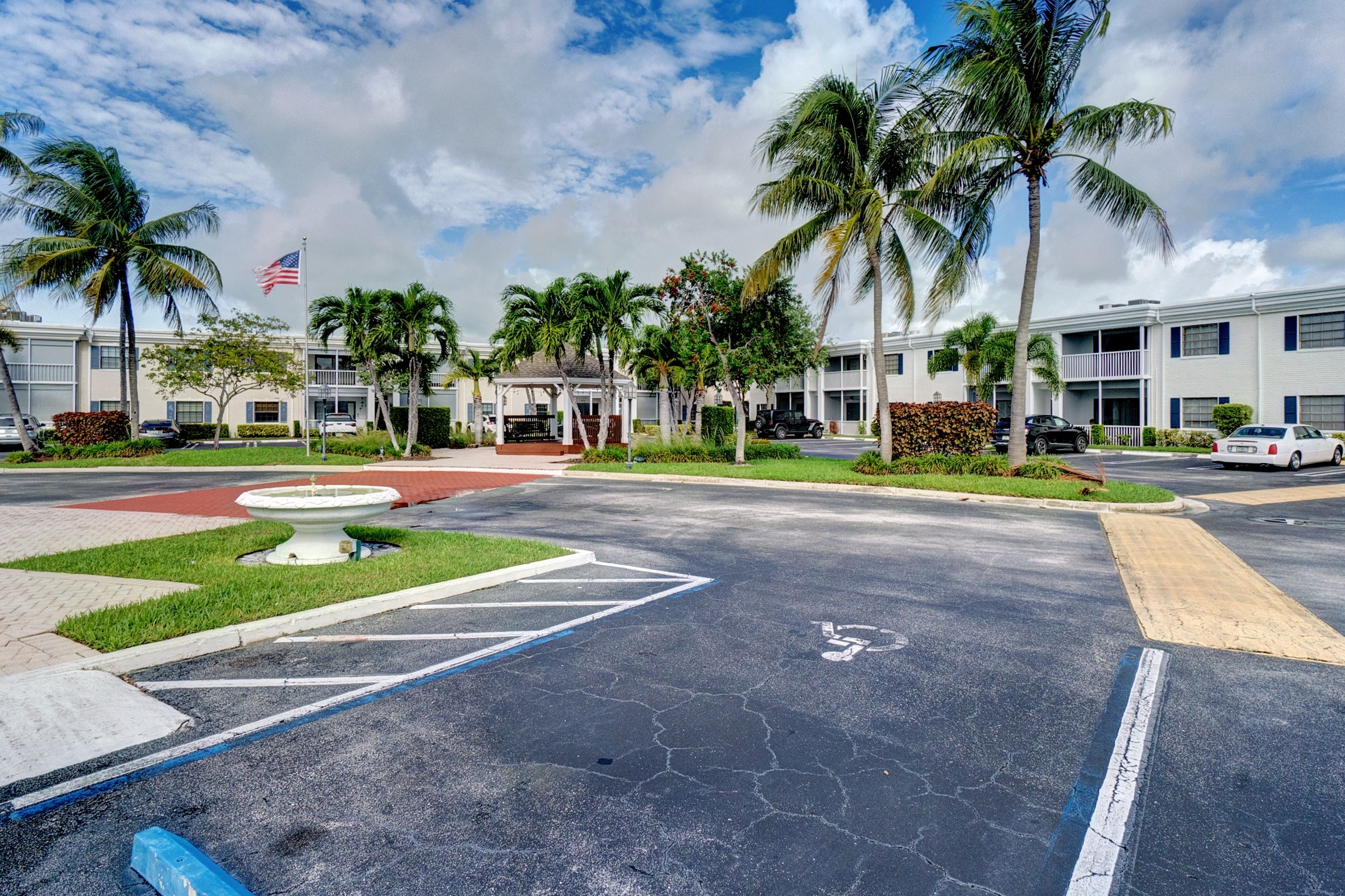 140 Cypress Club Drive Pompano Beach FL 33060