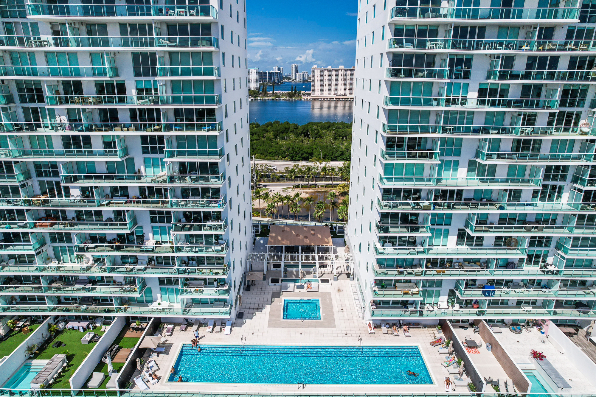 400 Sunny Isles Boulevard Sunny Isles Beach FL 33160