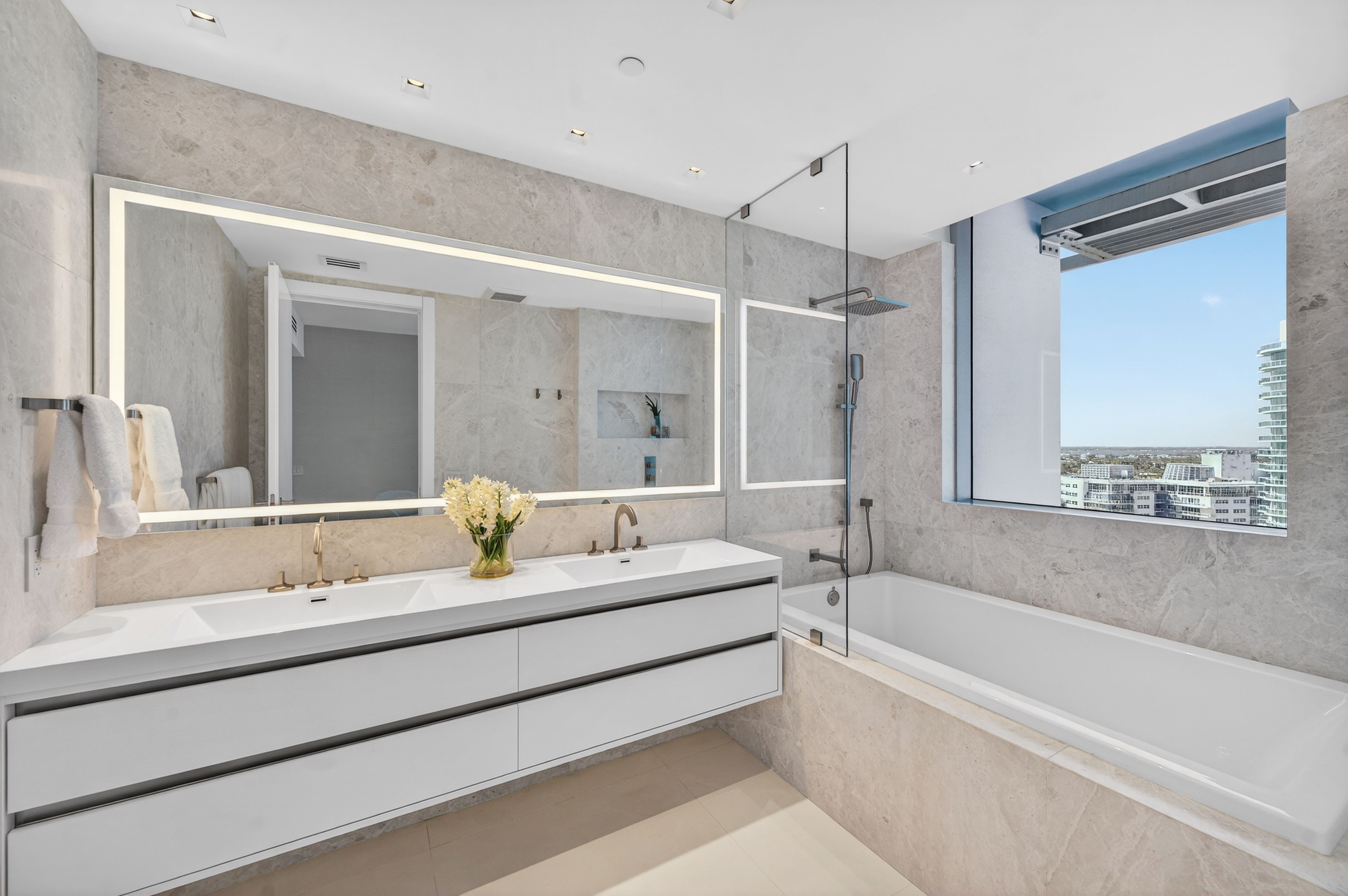5959 Collins Avenue Miami Beach FL 33140