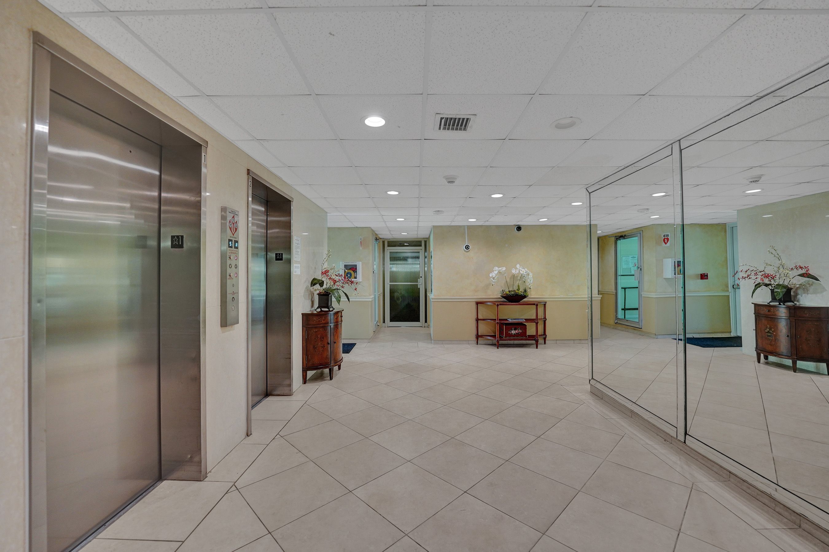 2500 NE 48th Lane Fort Lauderdale FL 33308