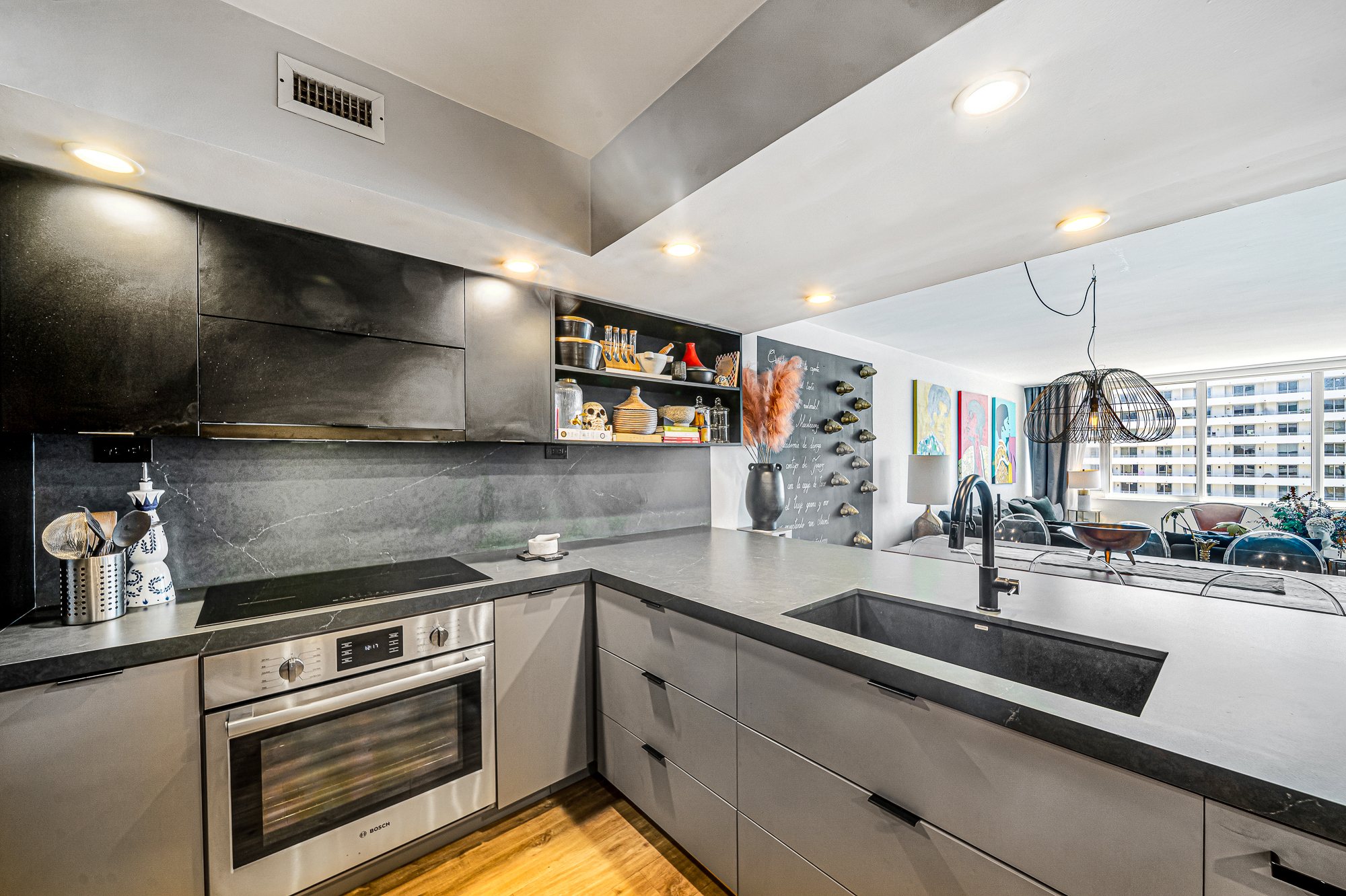 5600 Collins Avenue Miami Beach FL 33140