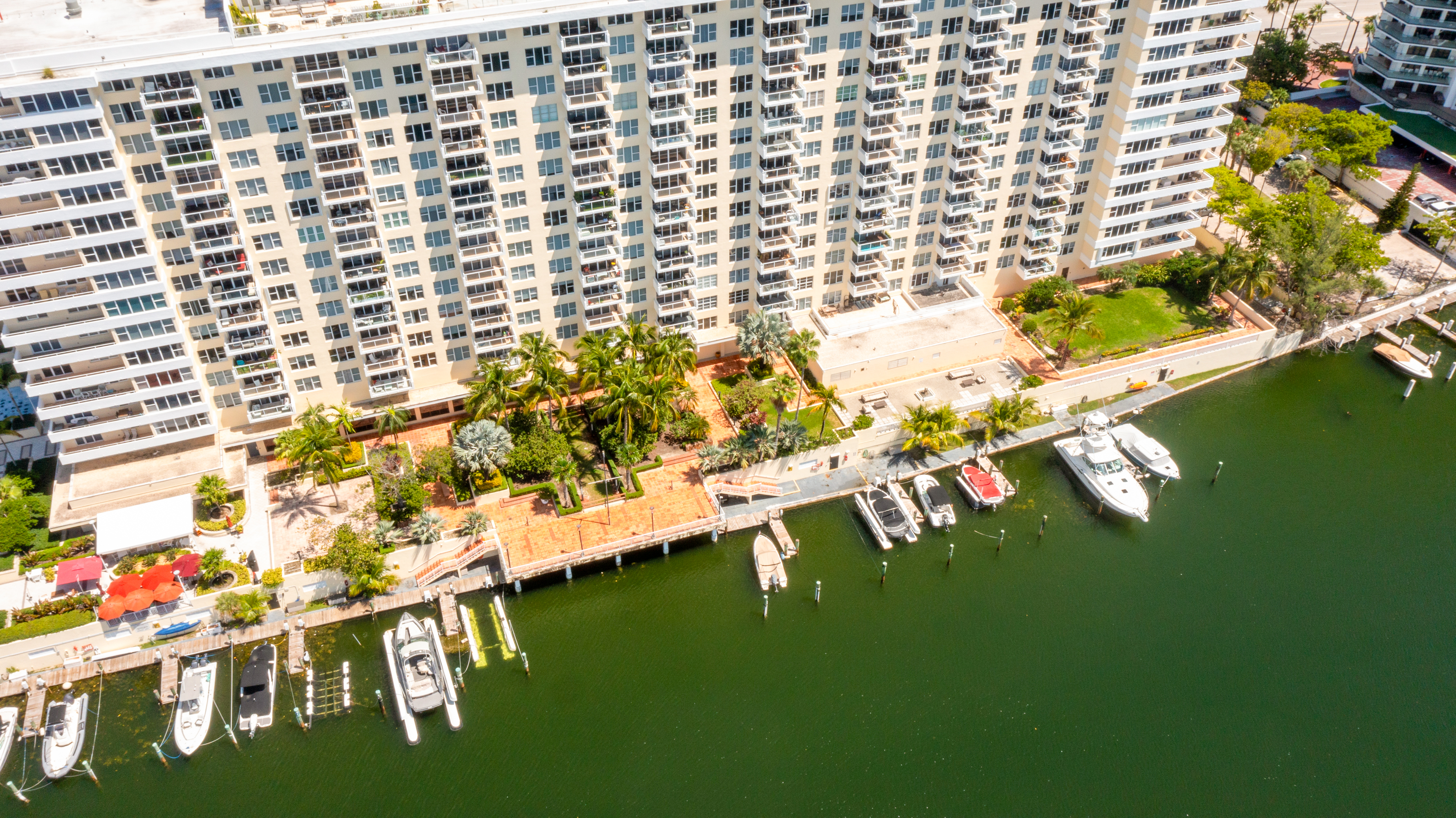 5600 Collins Avenue Miami Beach FL 33140
