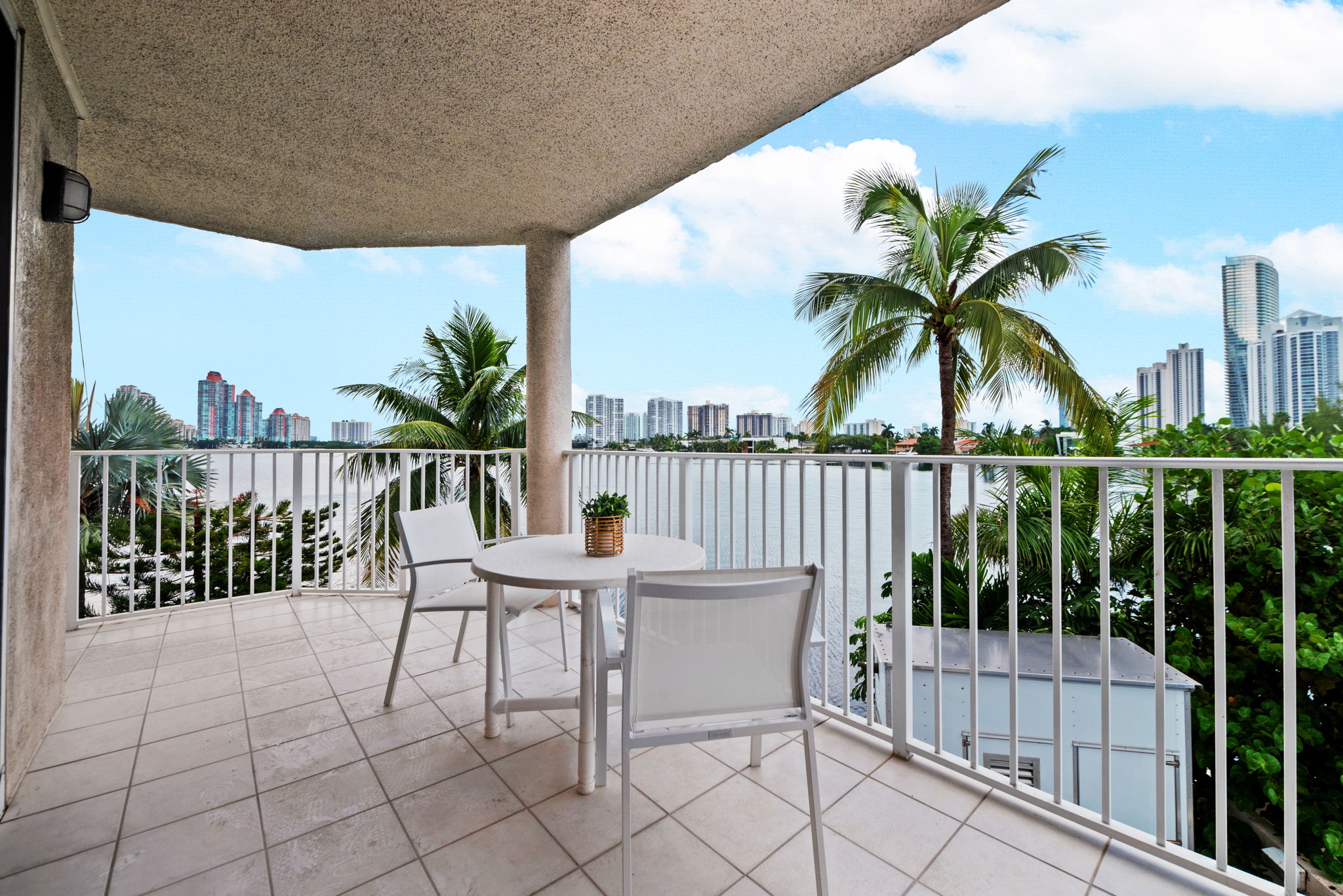 18260 N Bay Road Sunny Isles Beach FL 33160