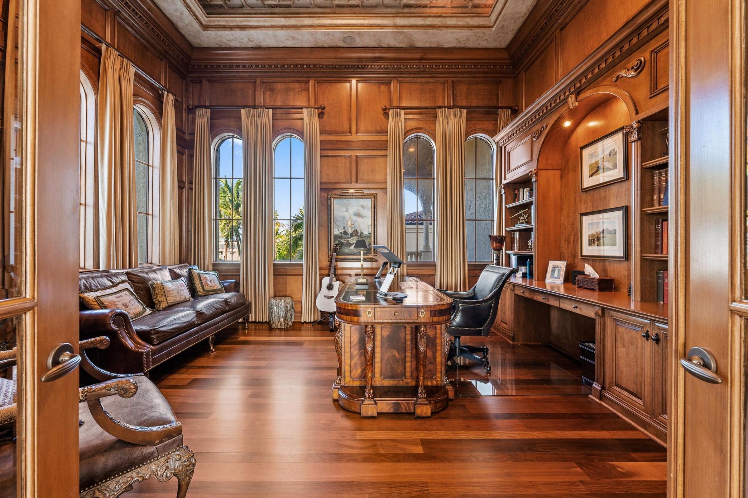 1025 NE Doubloon Drive Stuart FL 34996