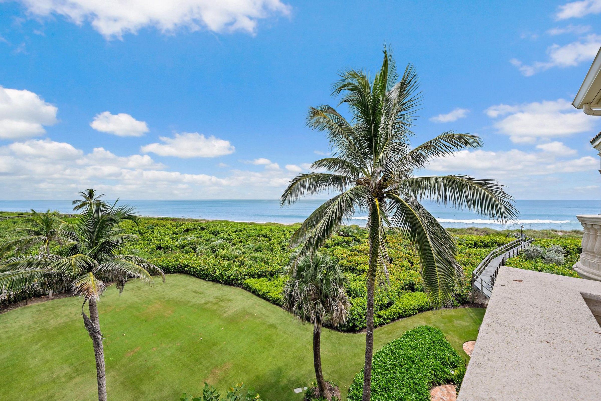 1025 NE Doubloon Drive Stuart FL 34996