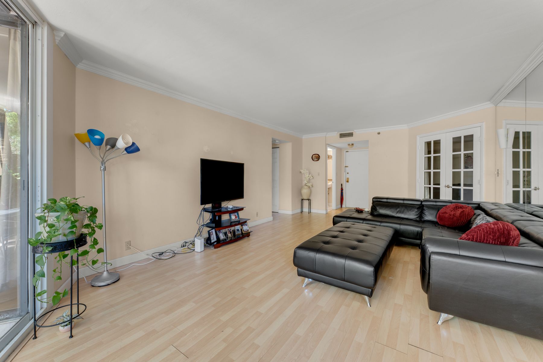 2000 Towerside Terrace Miami FL 33138