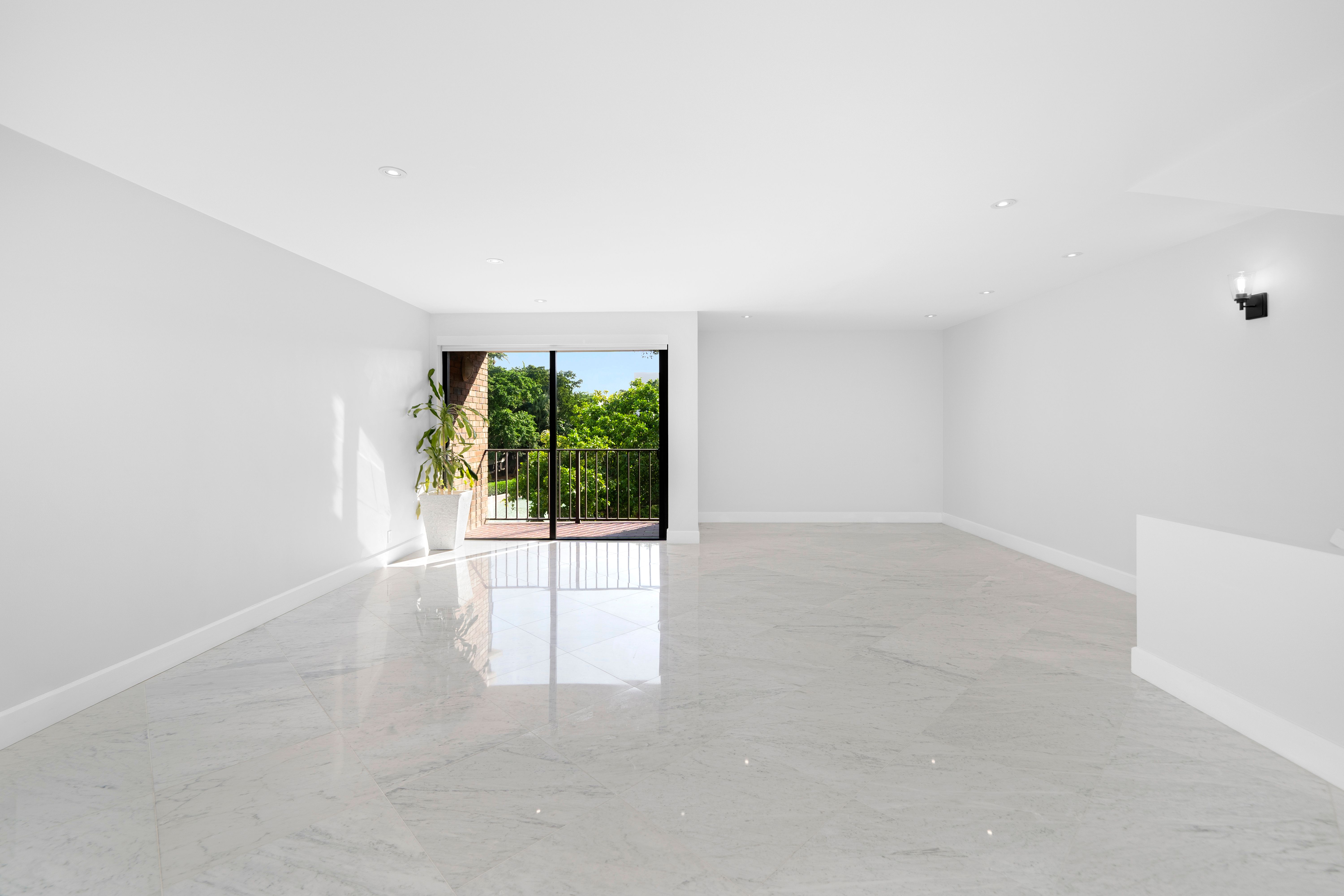 1558 NE Quayside Terrace Miami FL 33138