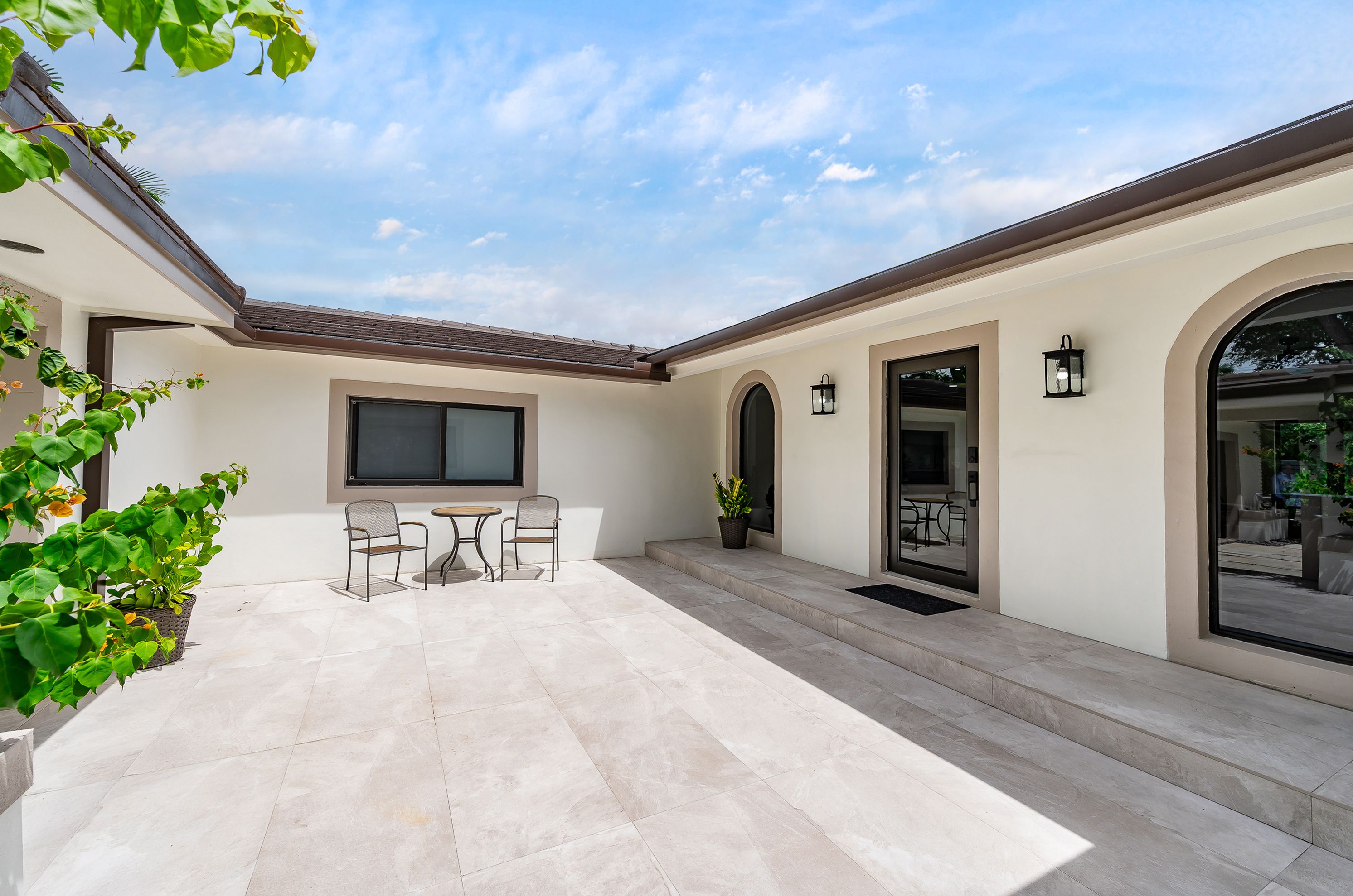 117 S Royal Poinciana Boulevard Miami Springs FL 33166