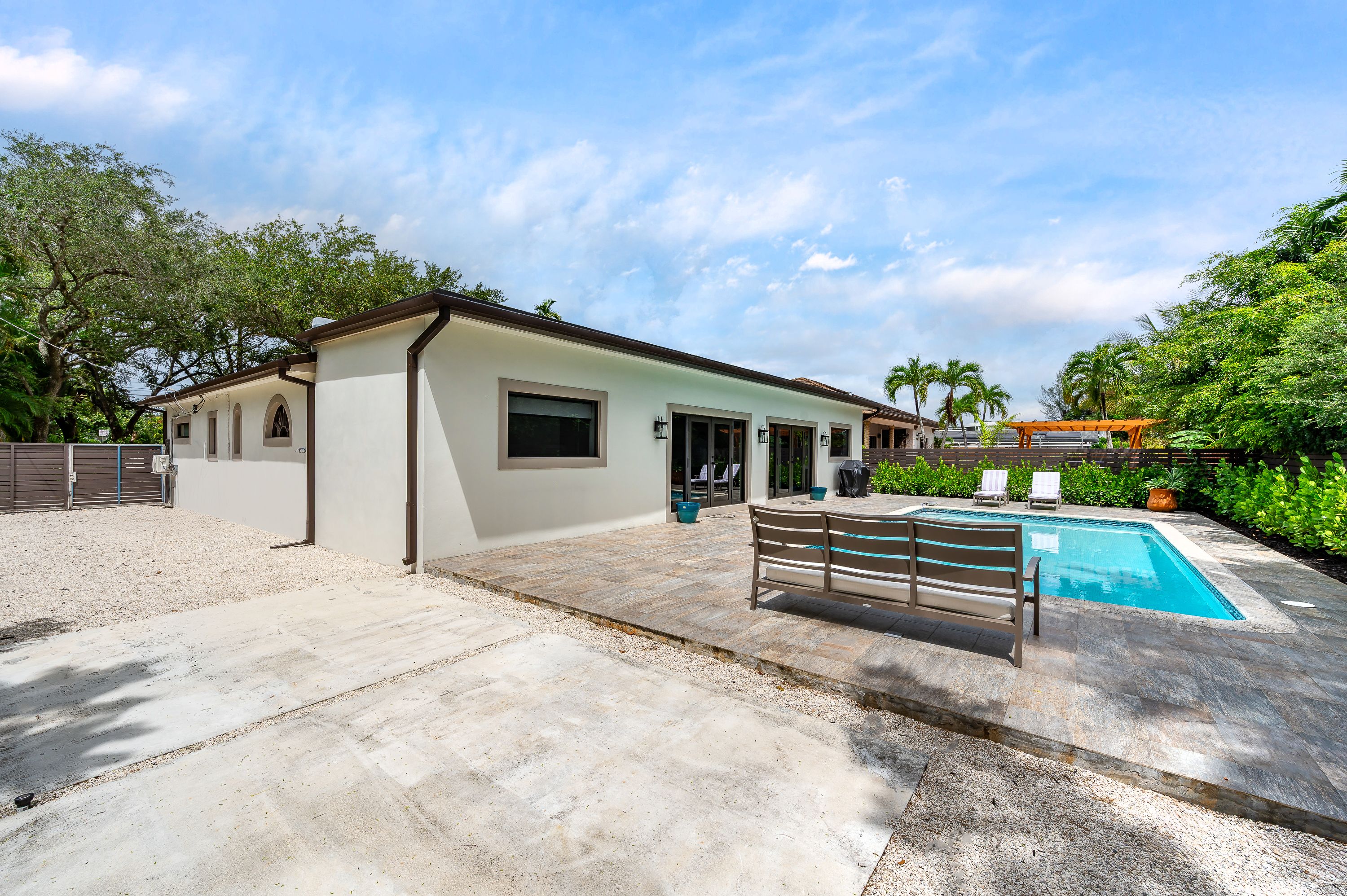 117 S Royal Poinciana Boulevard Miami Springs FL 33166