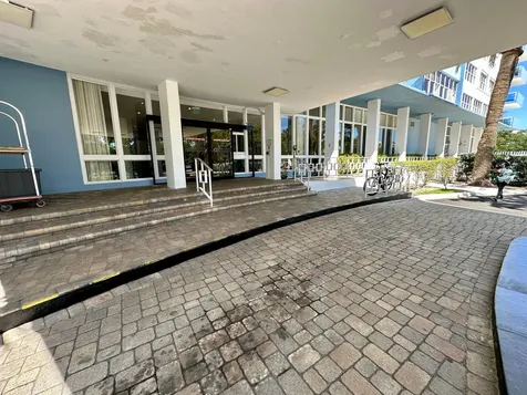 7441 Wayne Avenue Miami FL 33141