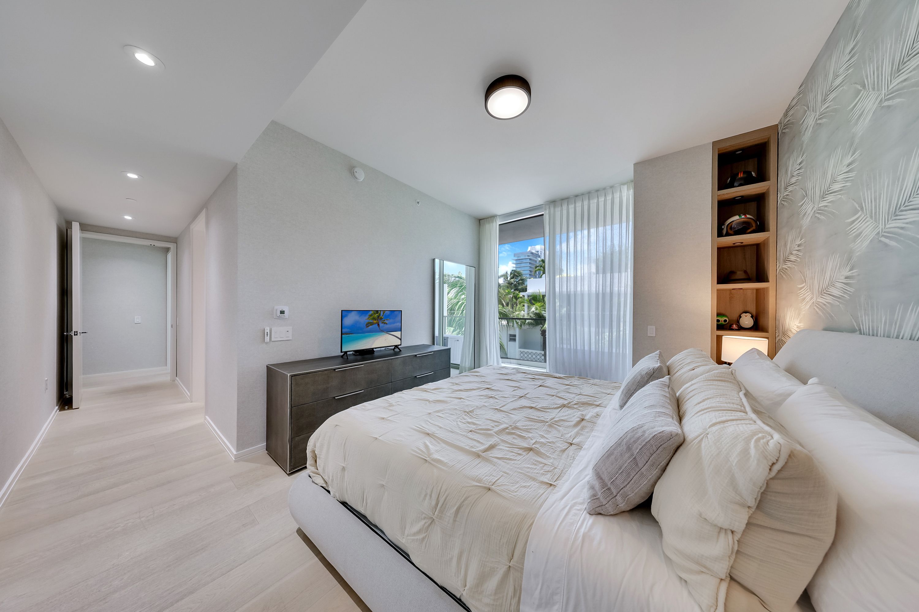 300 Collins Avenue Miami Beach FL 33139