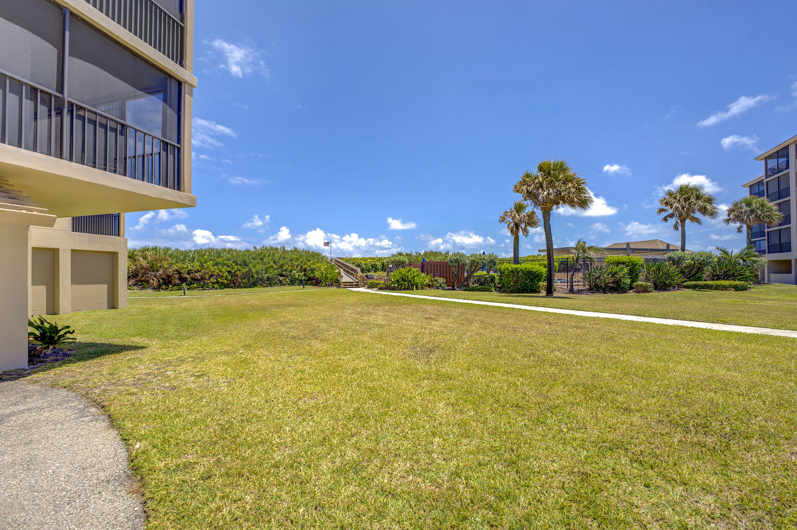 2571 NE Ocean Boulevard Stuart FL 34996