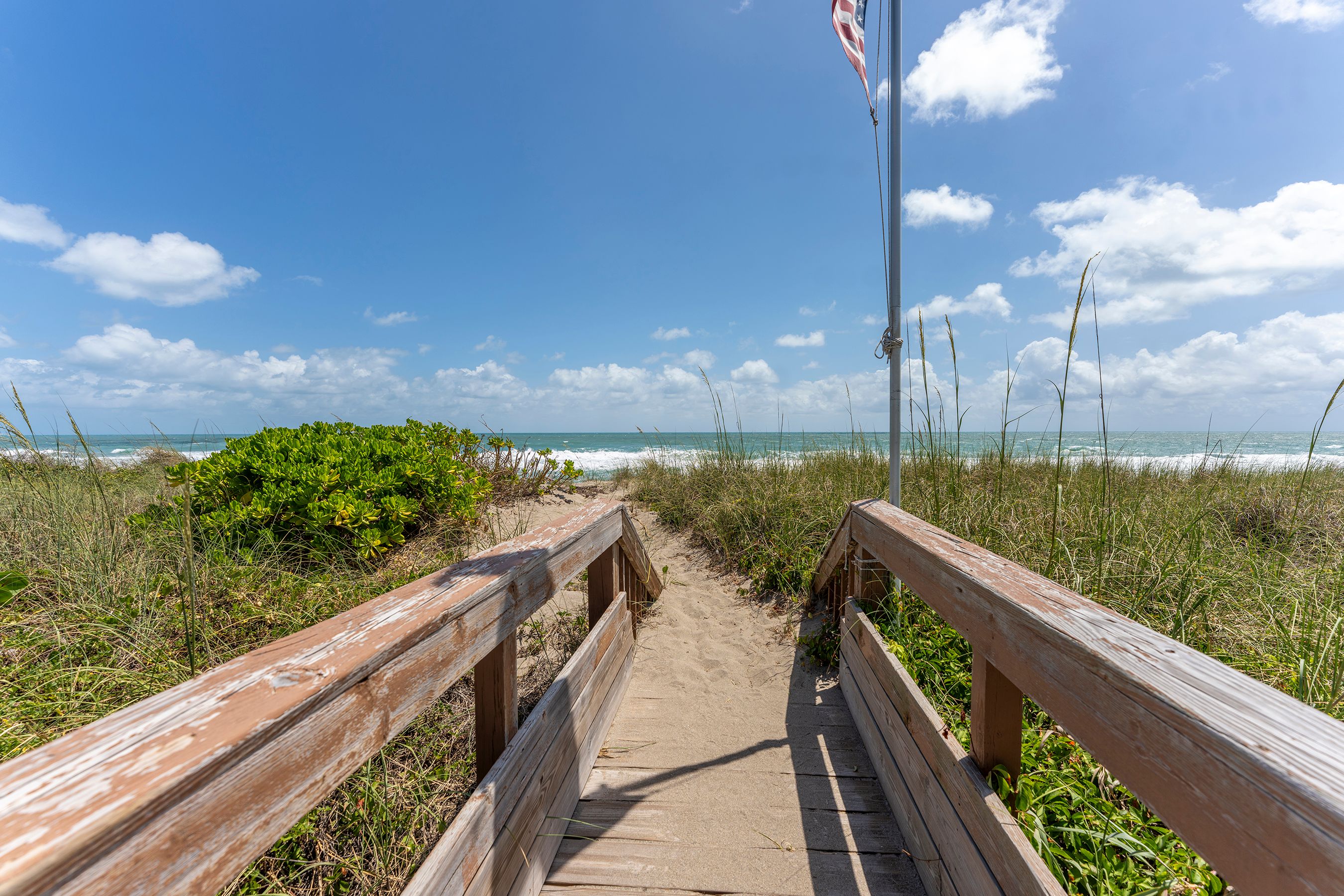 2571 NE Ocean Boulevard Stuart FL 34996