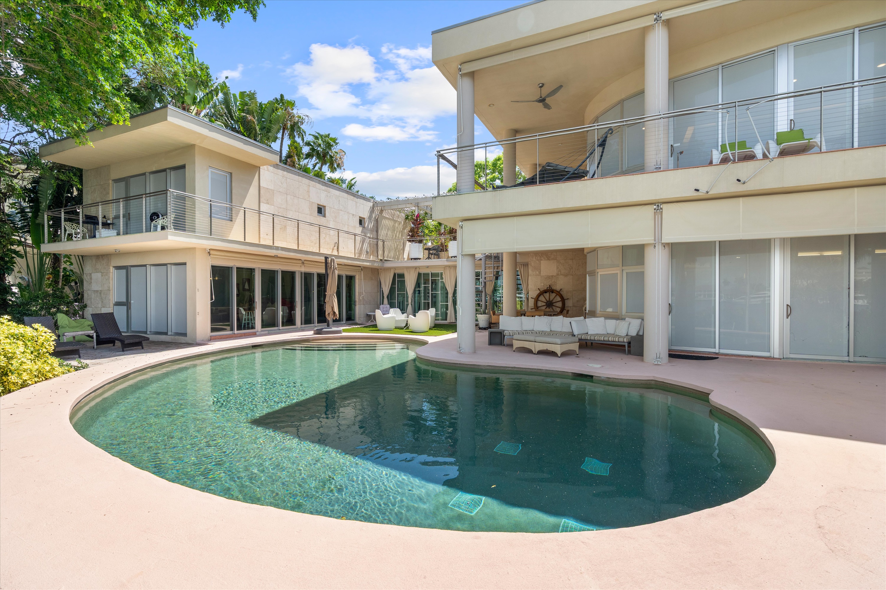 2500 Mercedes Drive Fort Lauderdale FL 33316