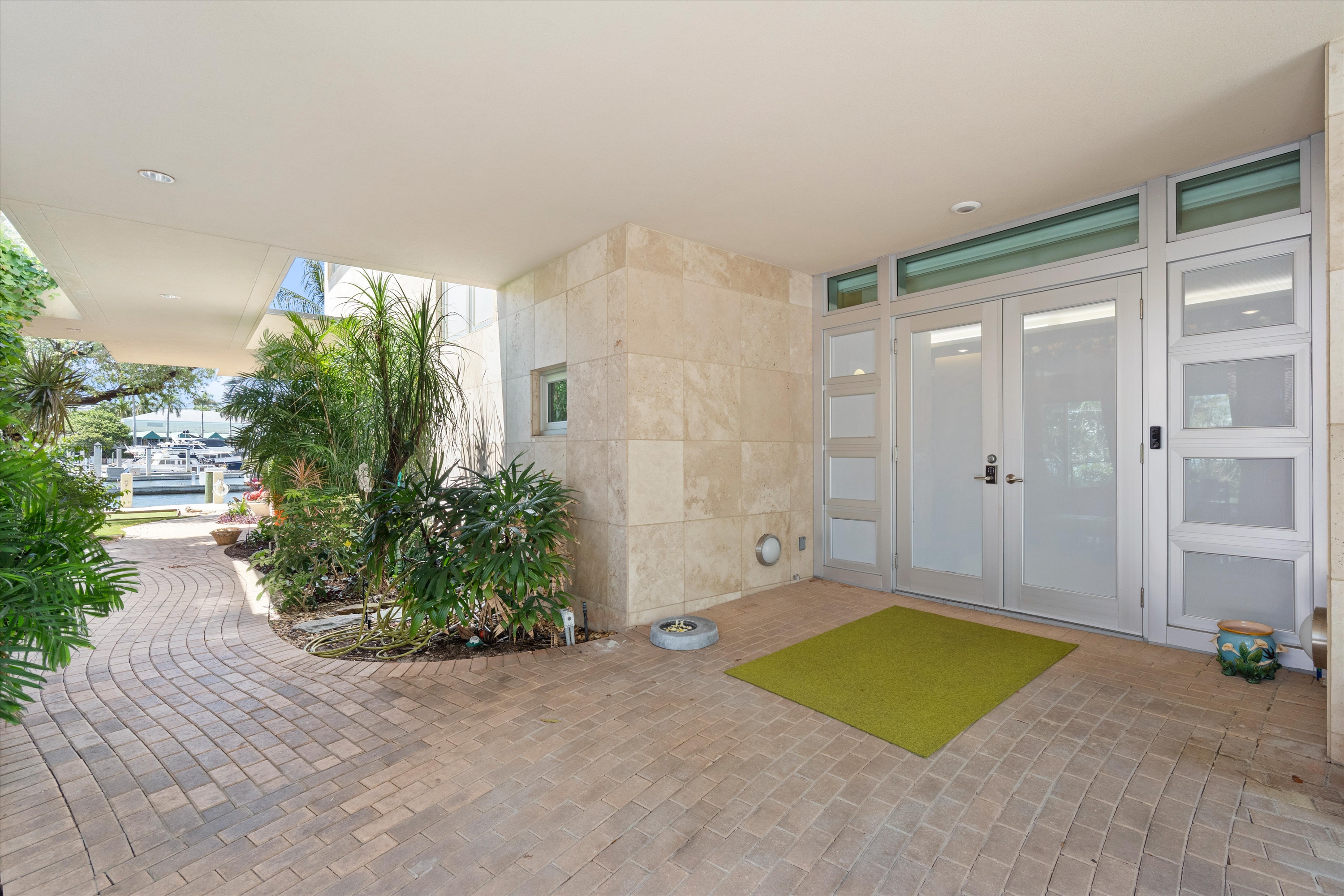 2500 Mercedes Drive Fort Lauderdale FL 33316