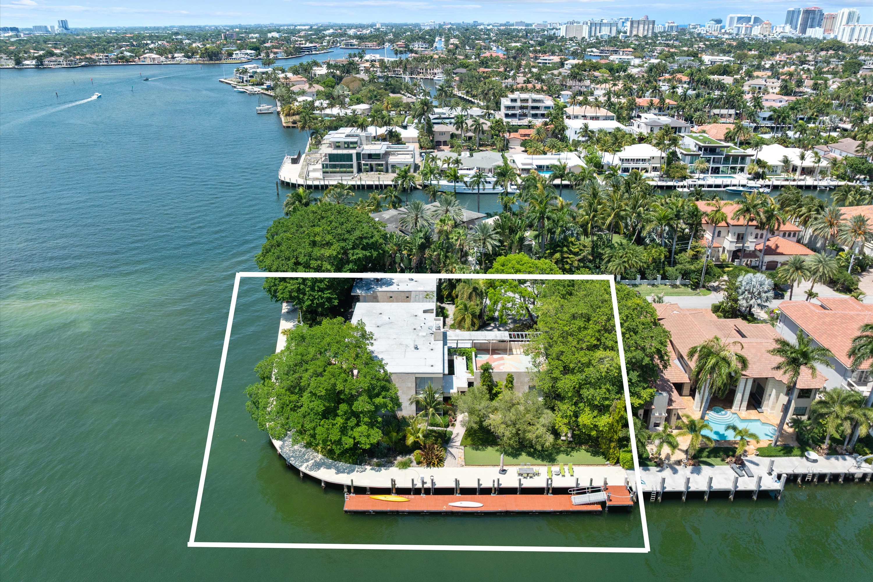 2500 Mercedes Drive Fort Lauderdale FL 33316