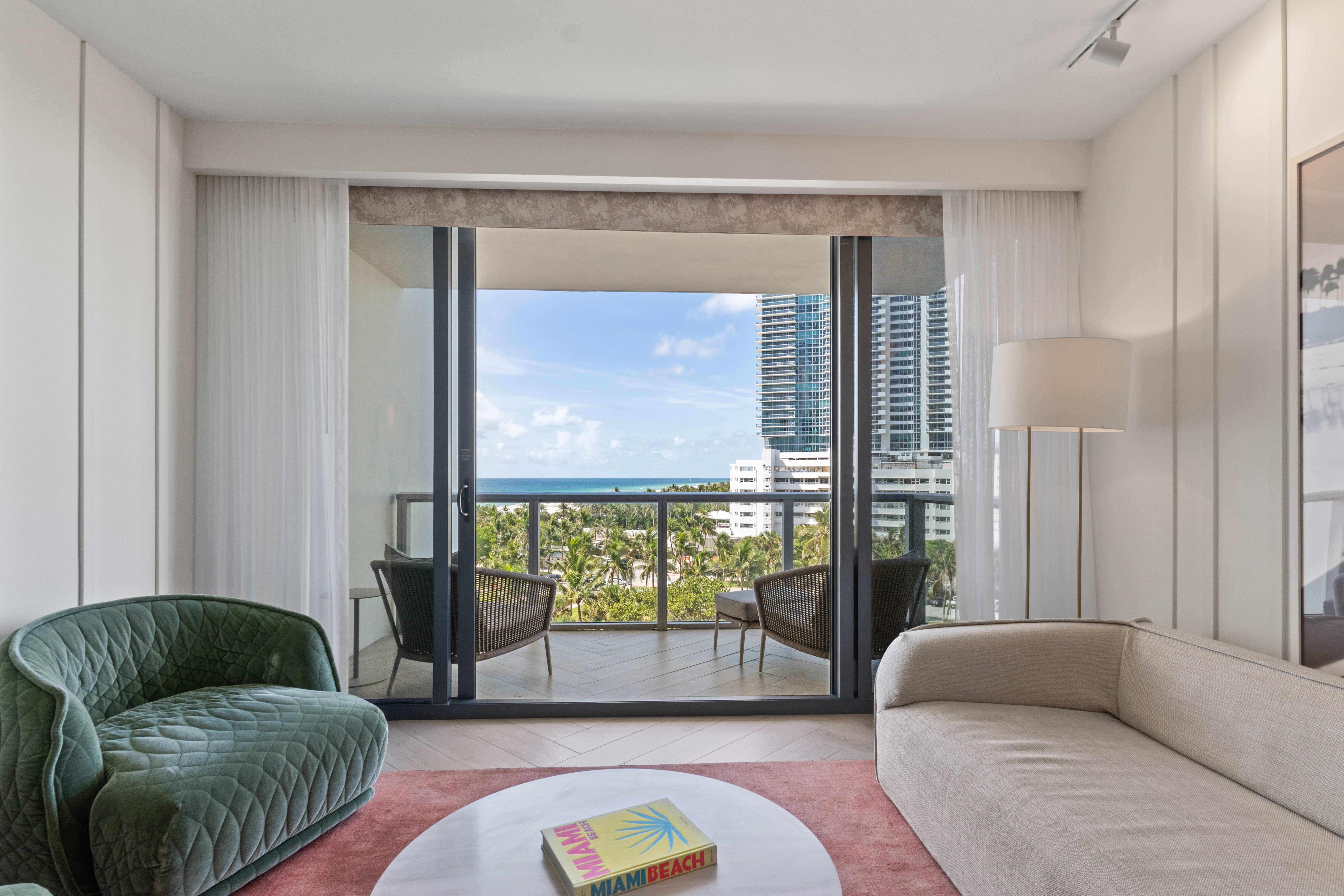 2201 Collins Avenue Miami Beach FL 33139