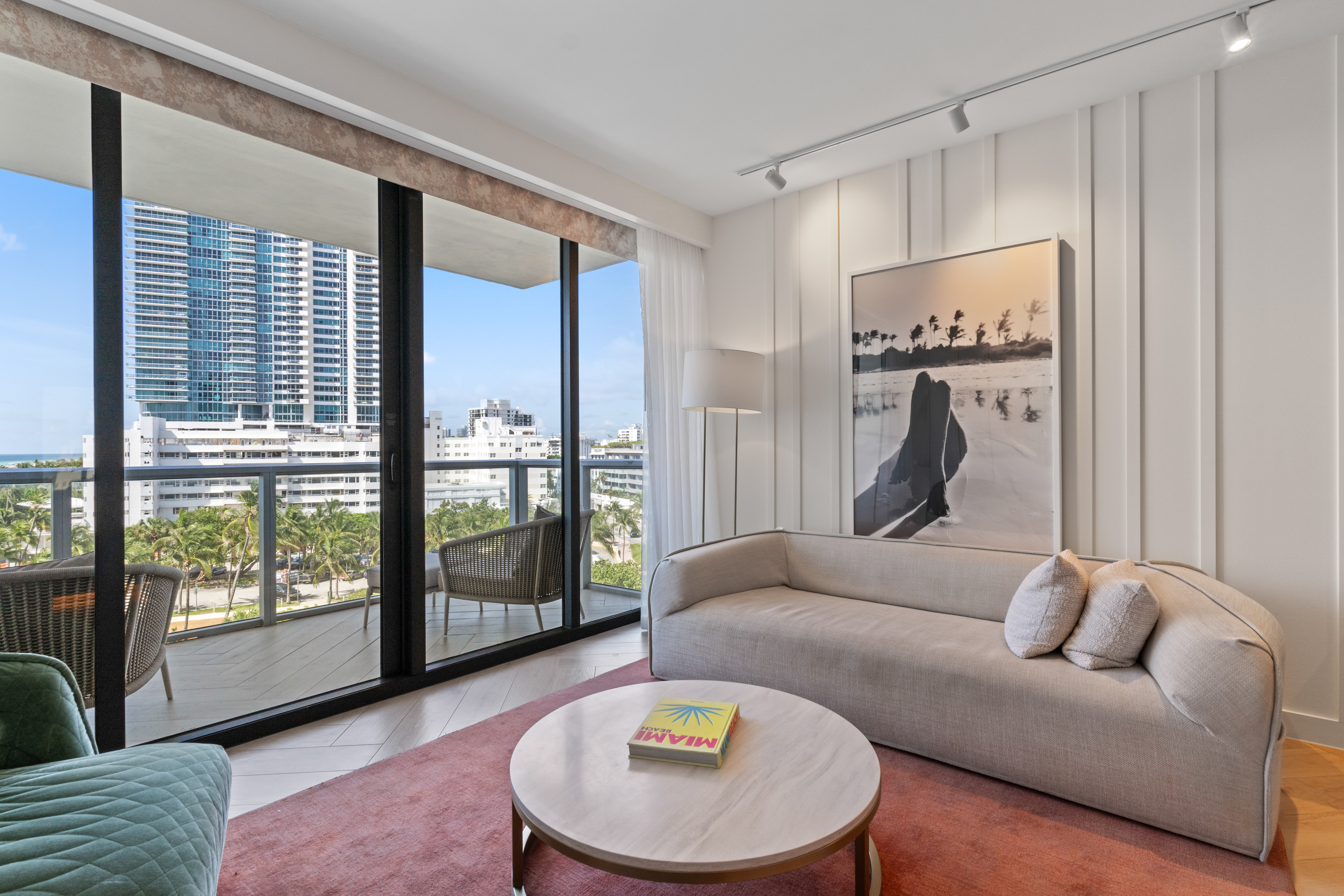 2201 Collins Avenue Miami Beach FL 33139