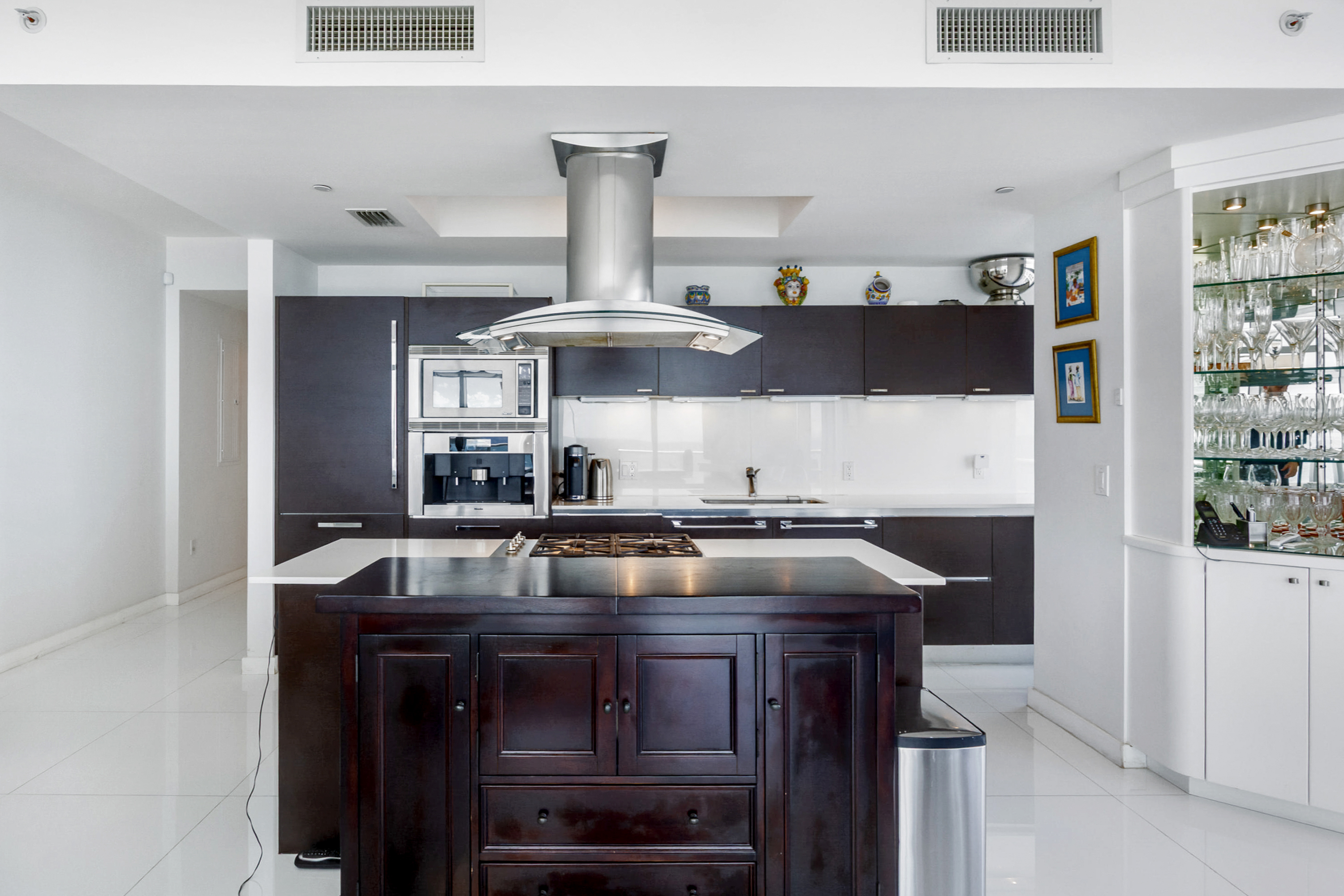 3737 Collins Avenue Miami Beach FL 33140