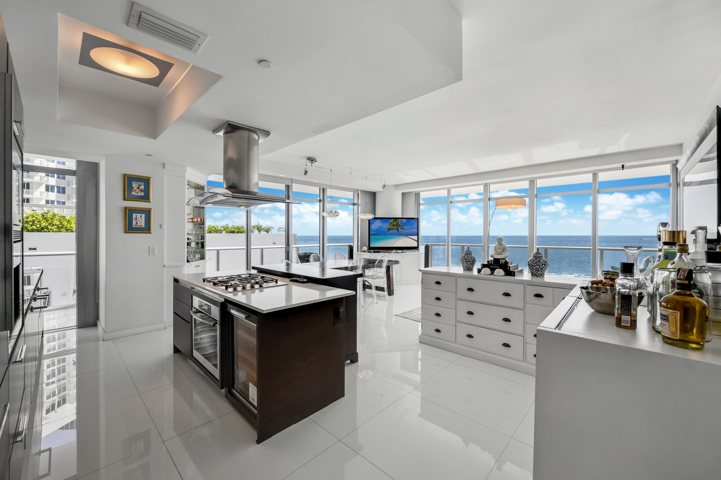 3737 Collins Avenue Miami Beach FL 33140