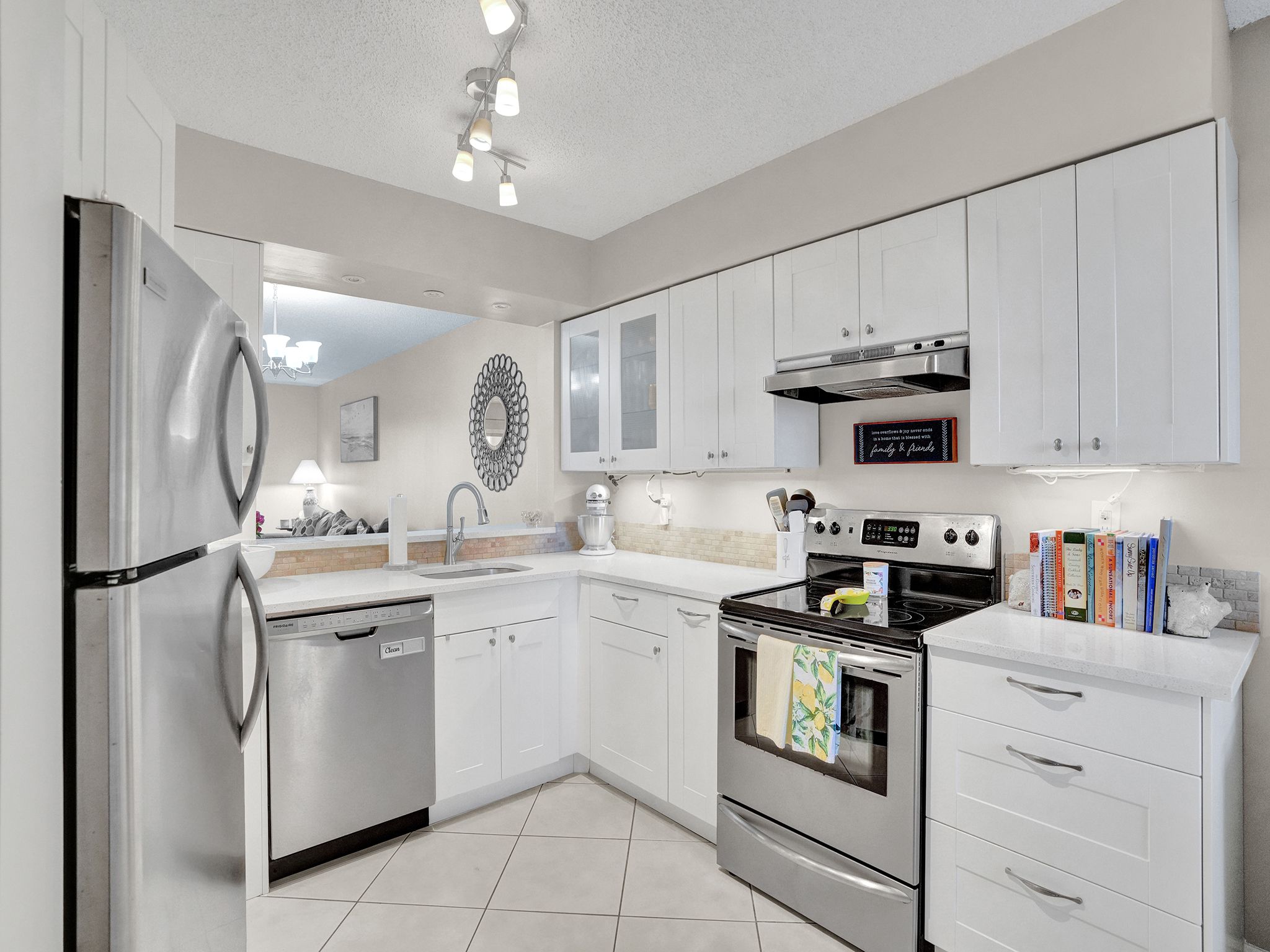 2208 S Cypress Bend Drive Pompano Beach FL 33069