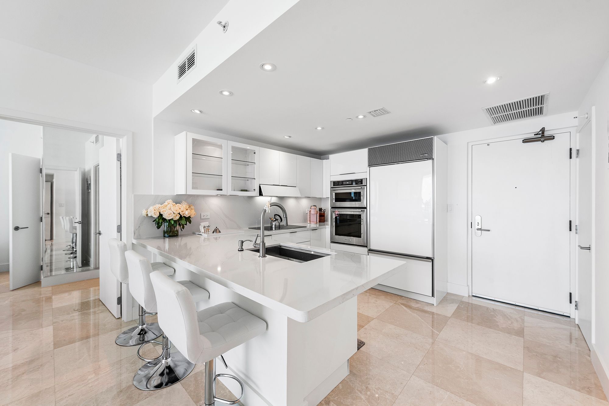 6799 Collins Avenue Miami Beach FL 33141