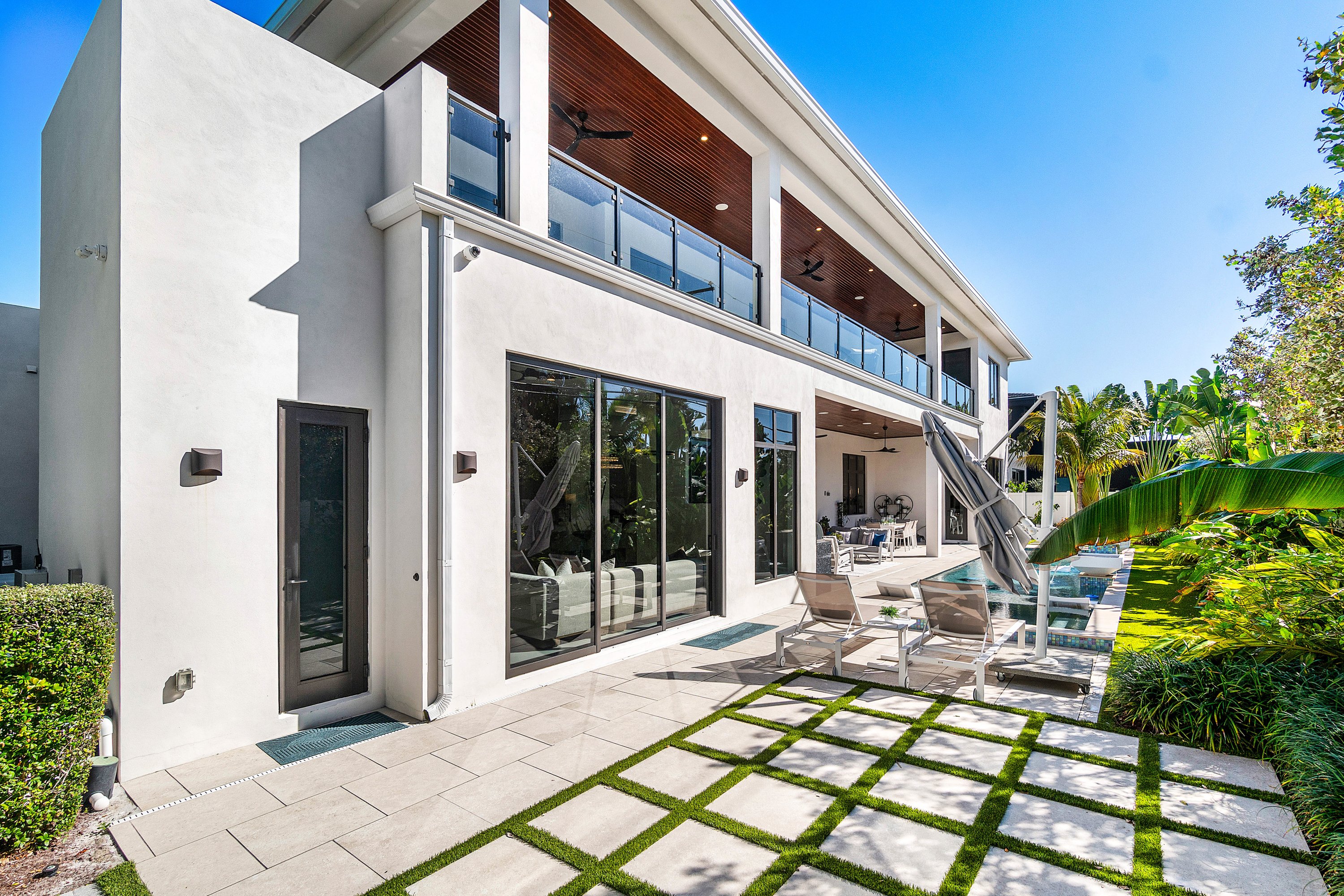 450 NE 10th Street Boca Raton FL 33432