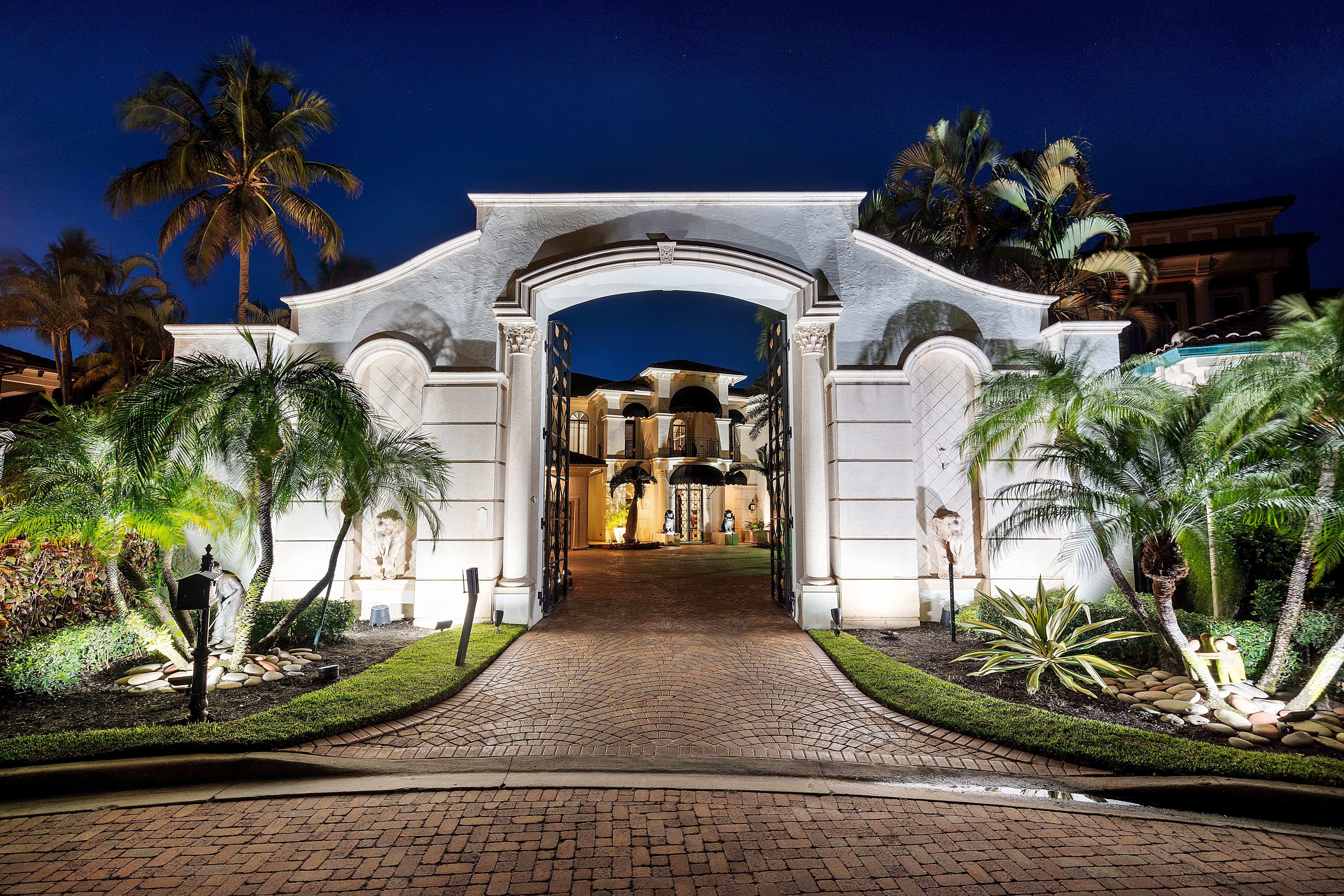 319 Mizner Lake Estates Drive Boca Raton FL 33432