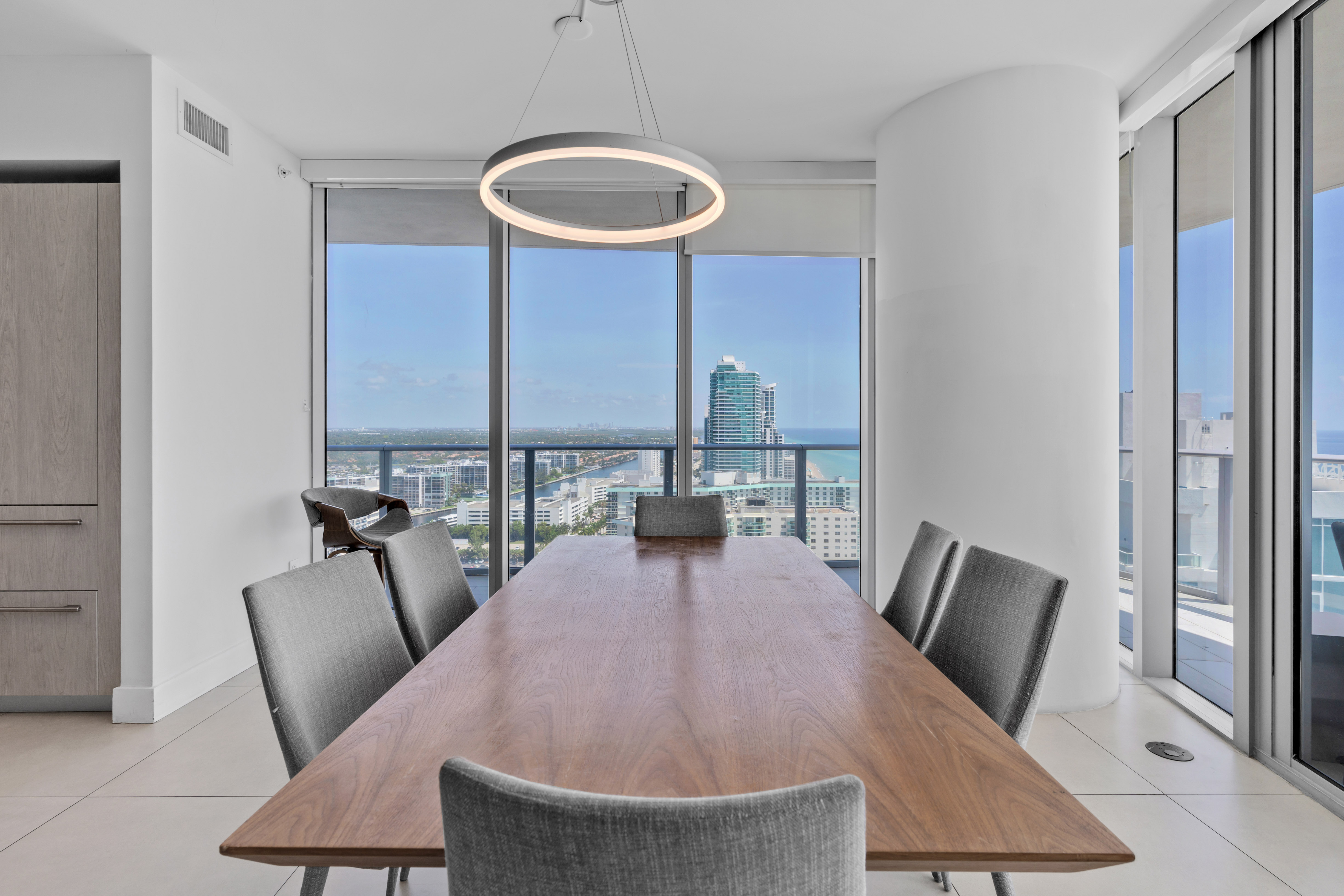 4111 S Ocean Drive Hollywood FL 33019