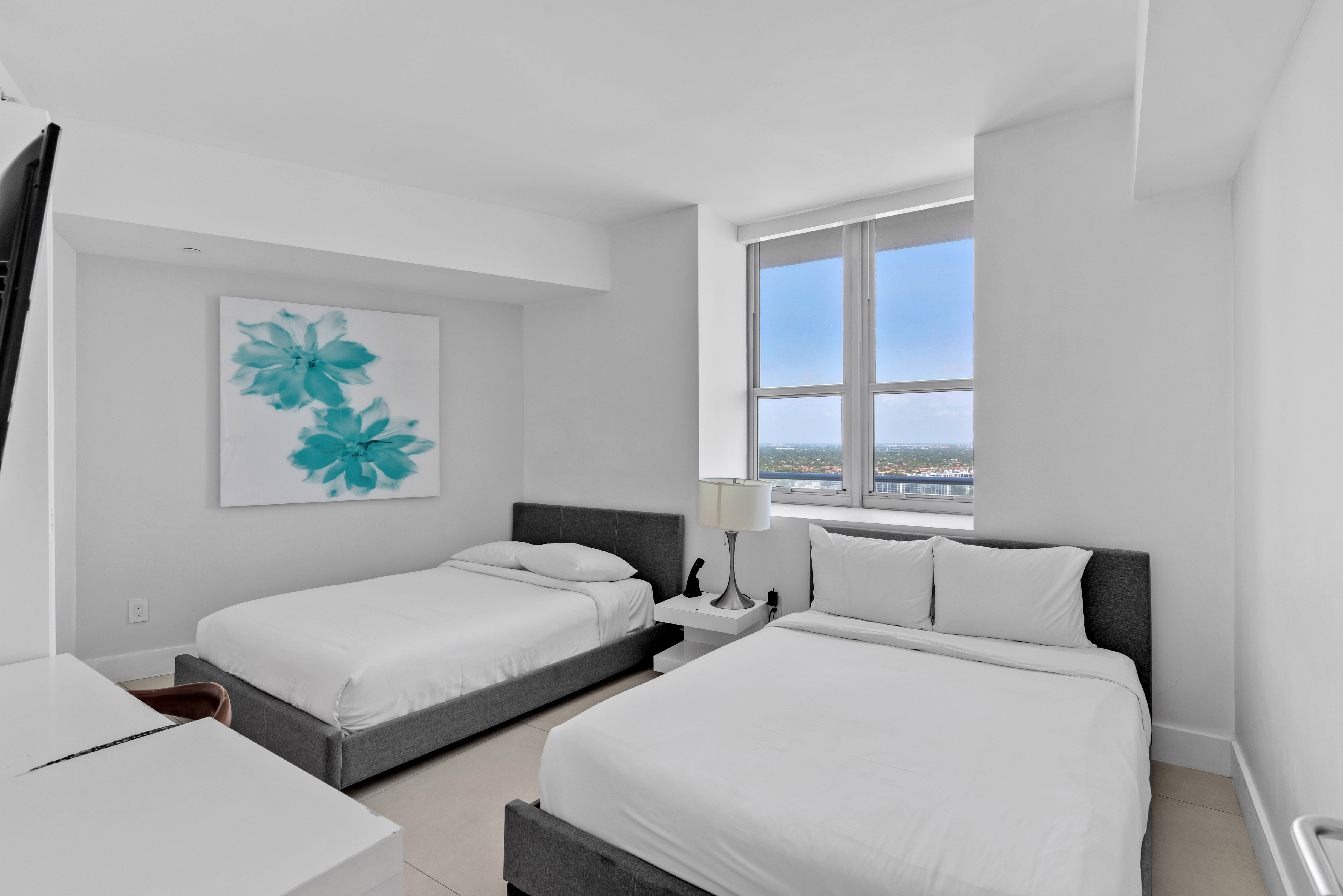 4111 S Ocean Drive Hollywood FL 33019