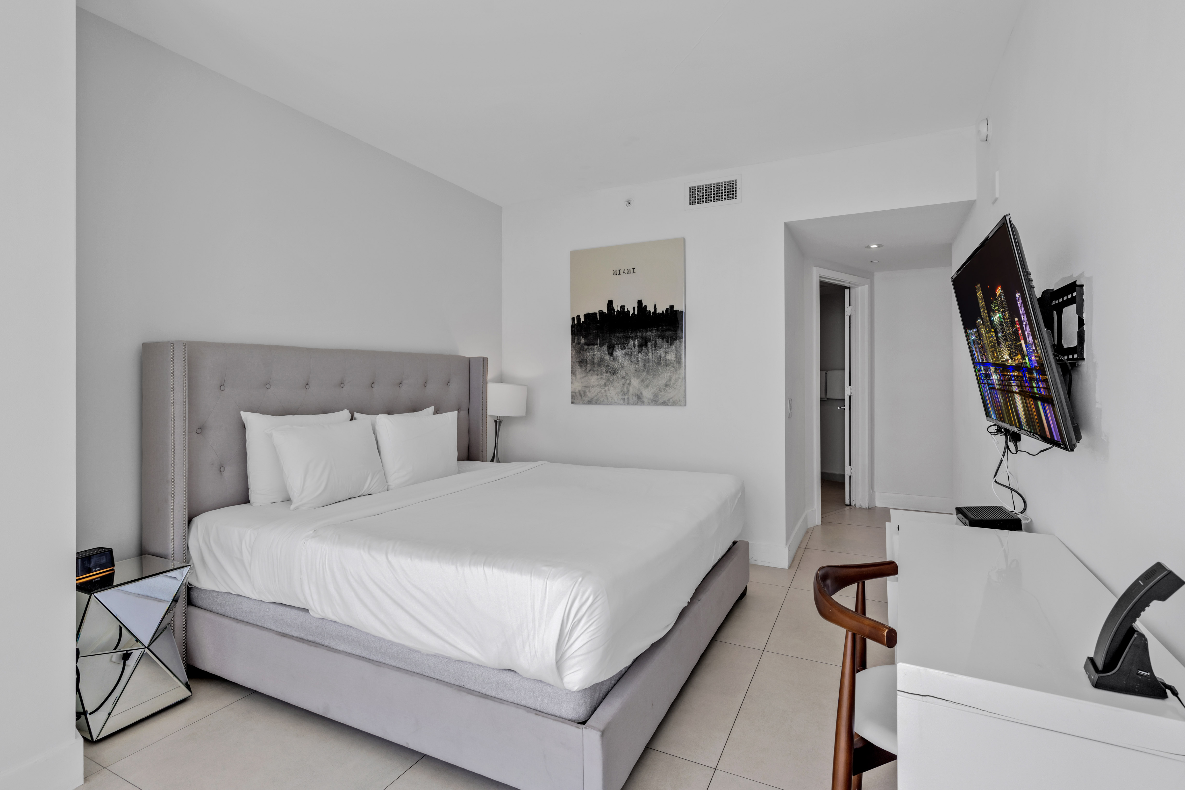 4111 S Ocean Drive Hollywood FL 33019