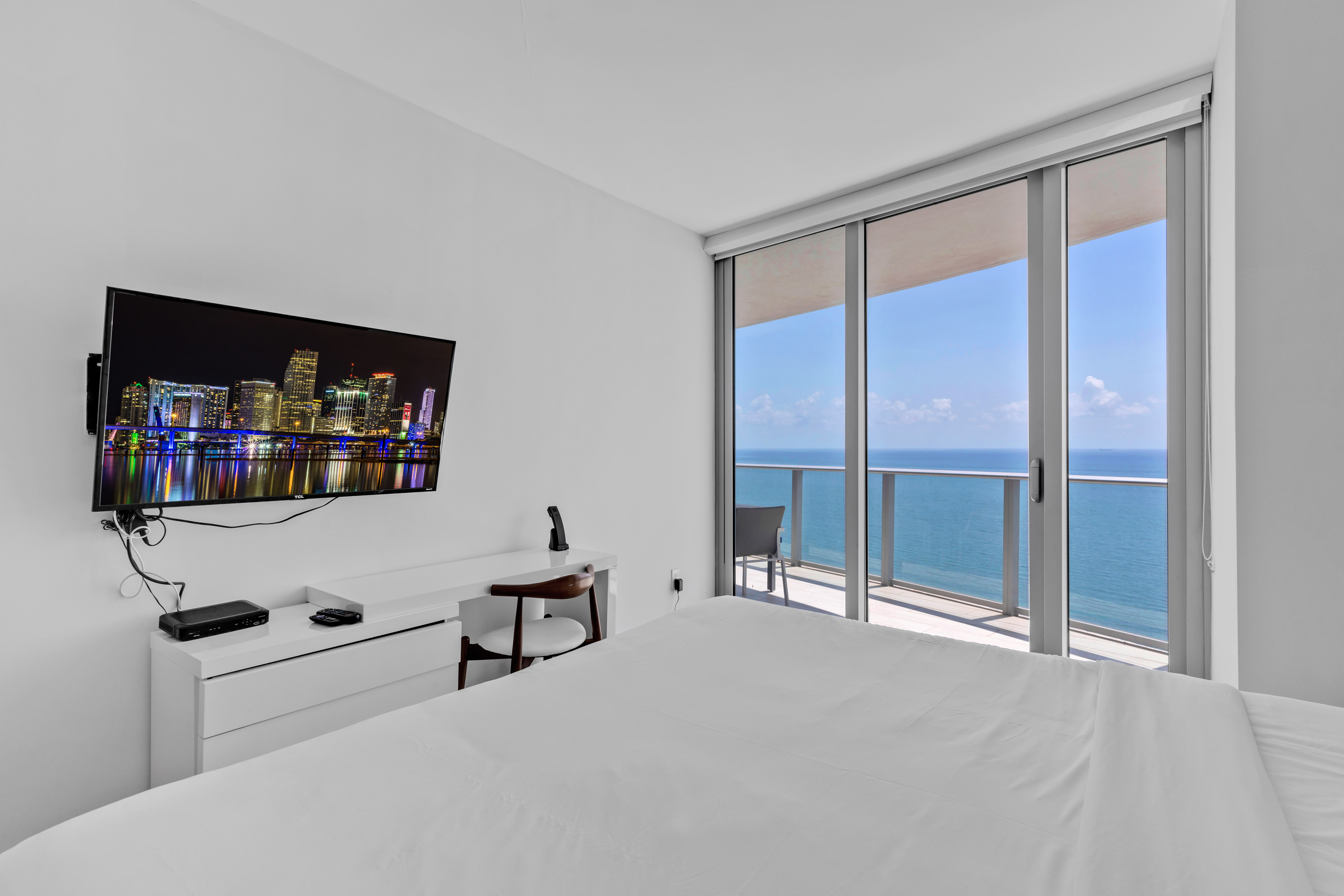 4111 S Ocean Drive Hollywood FL 33019
