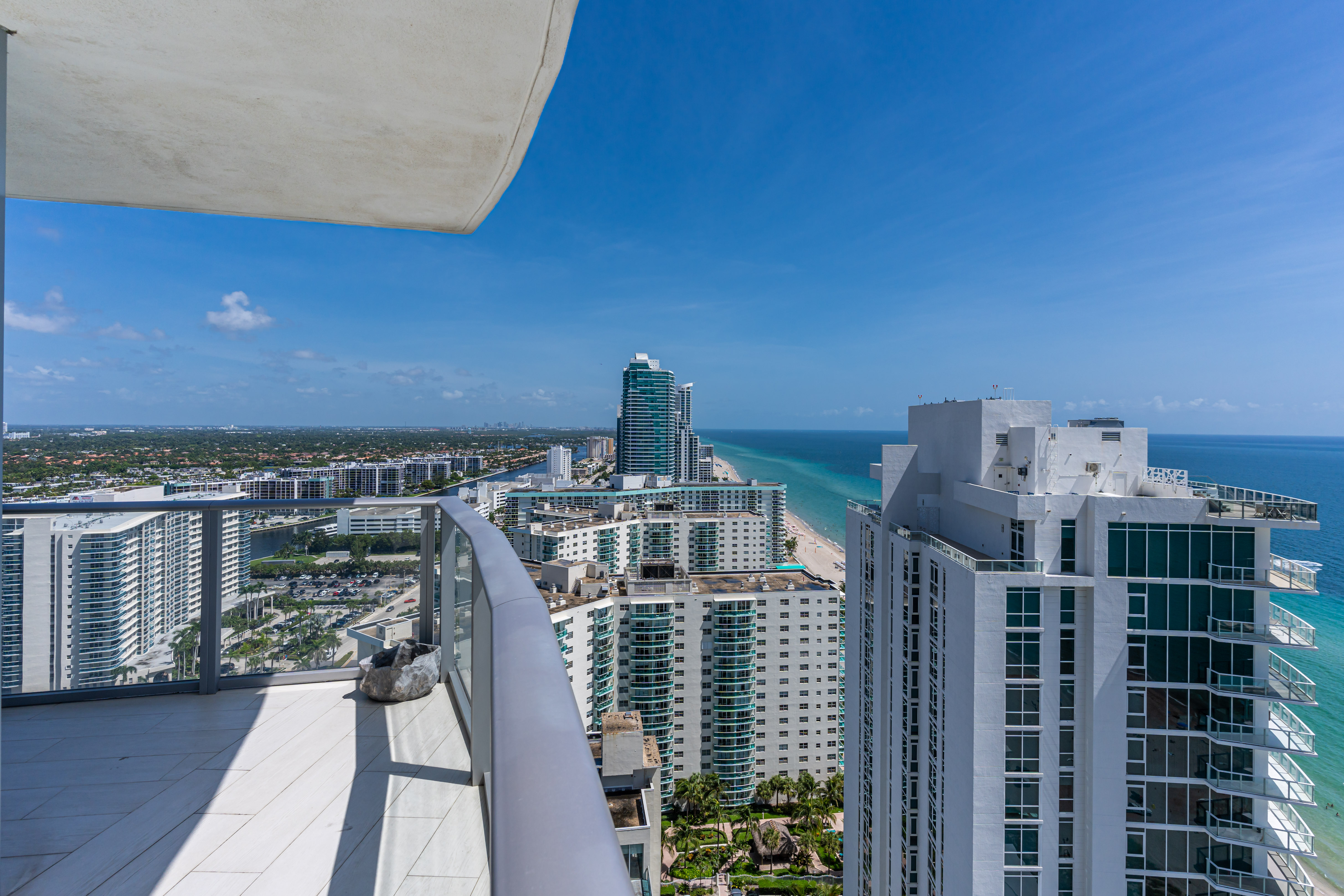 4111 S Ocean Drive Hollywood FL 33019