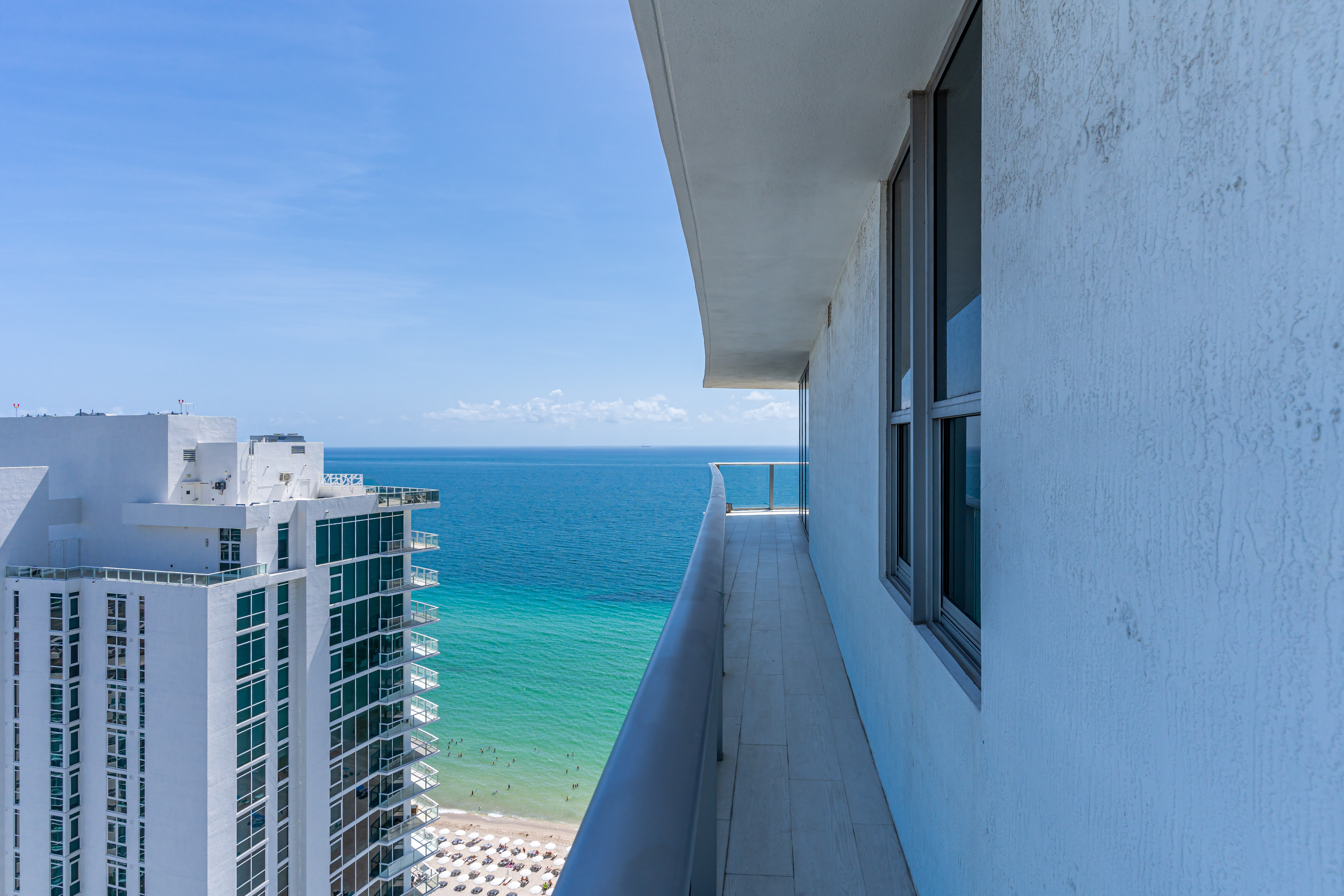4111 S Ocean Drive Hollywood FL 33019