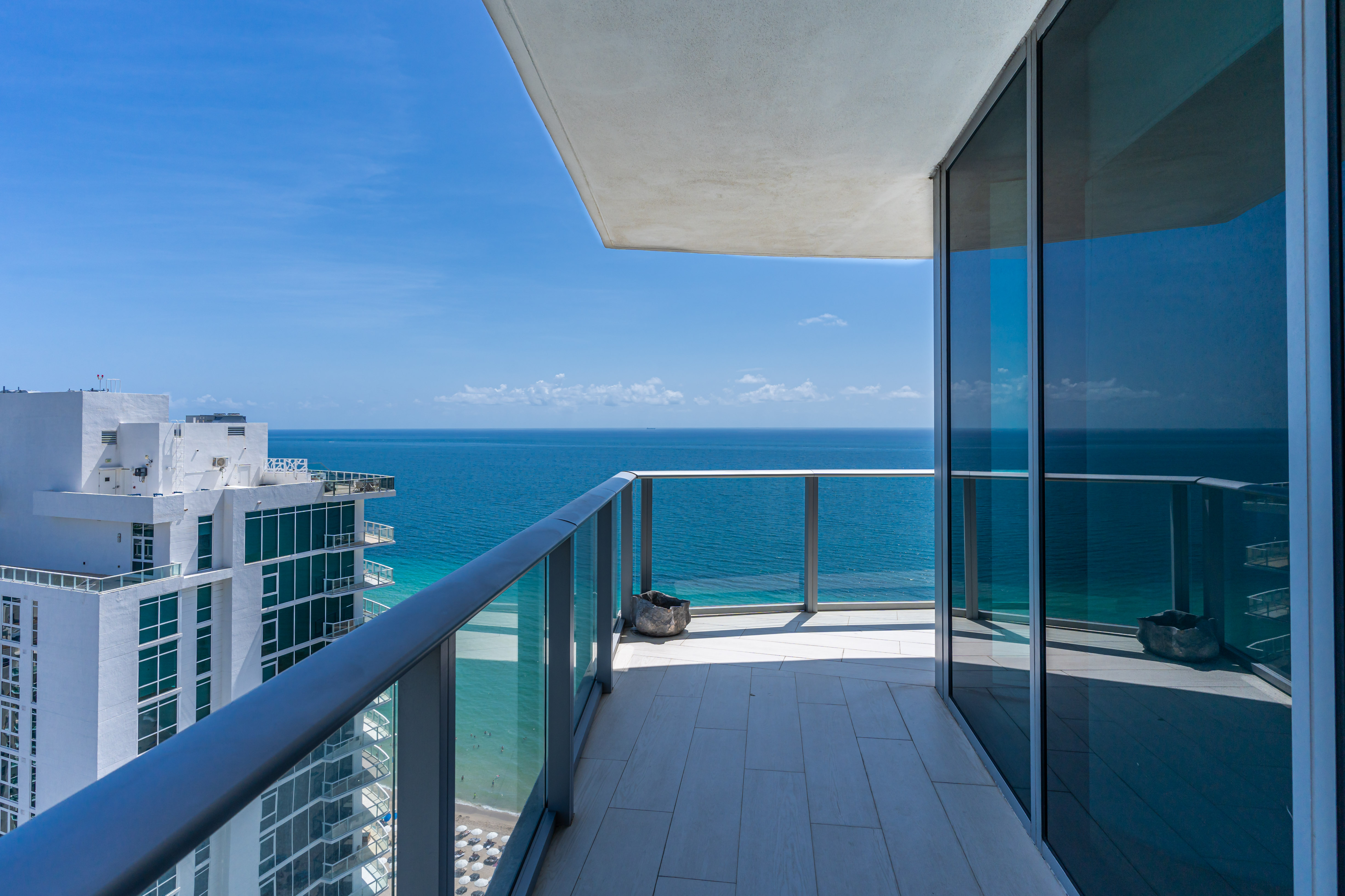 4111 S Ocean Drive Hollywood FL 33019