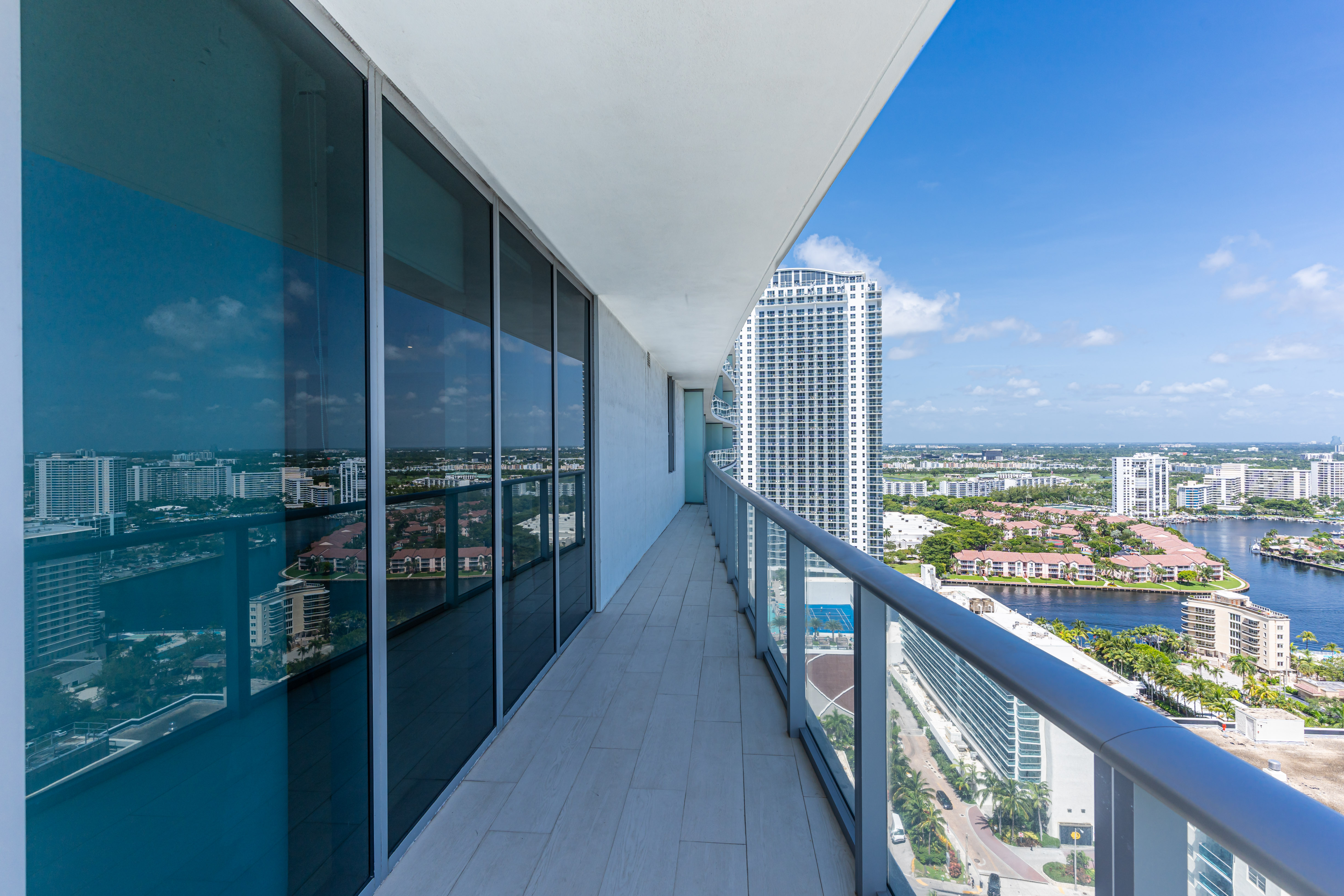 4111 S Ocean Drive Hollywood FL 33019