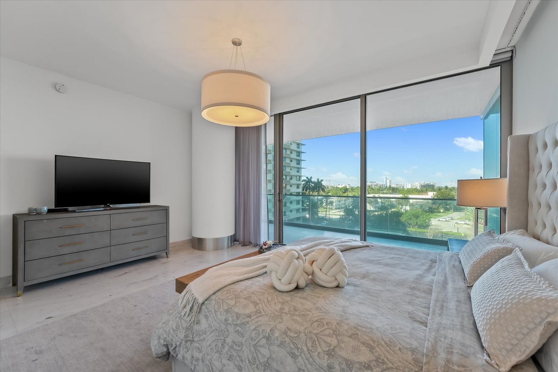 10201 Collins Avenue Bal Harbour FL 33154