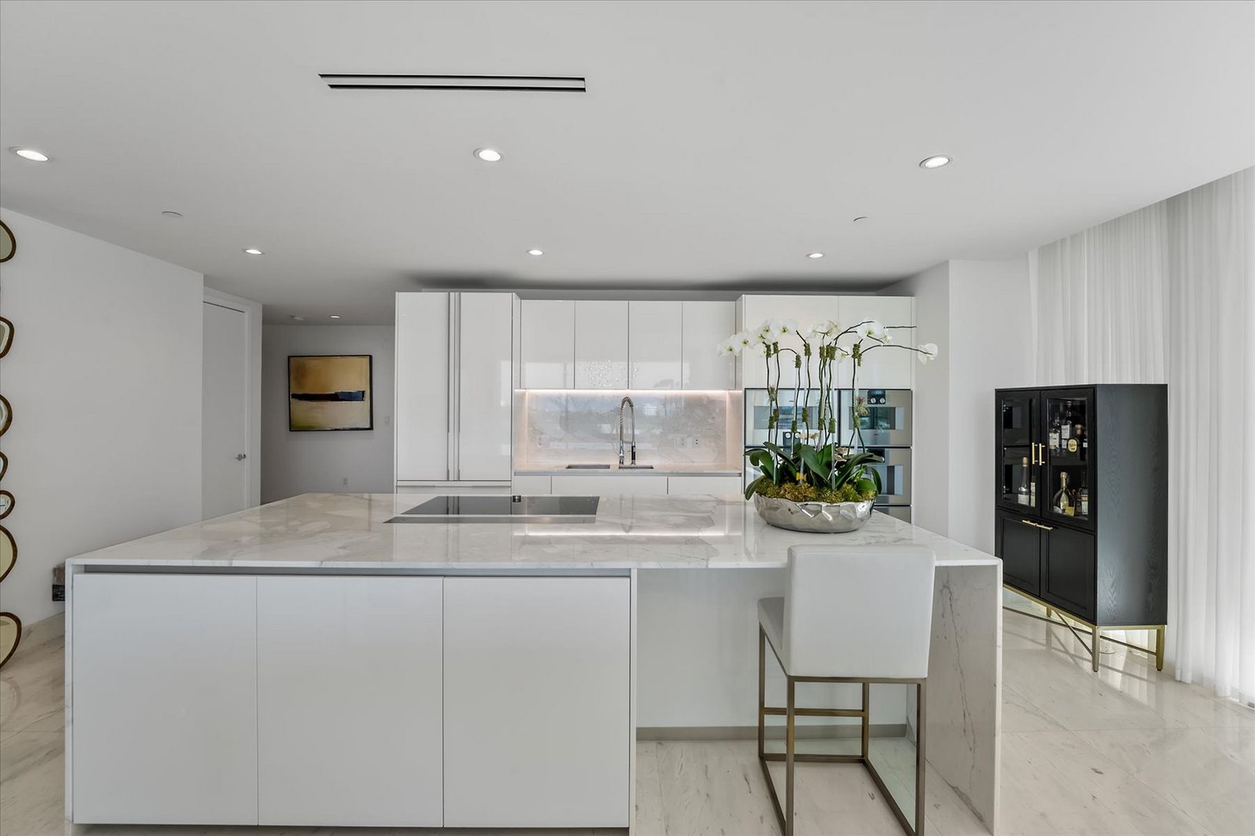 10201 Collins Avenue Bal Harbour FL 33154