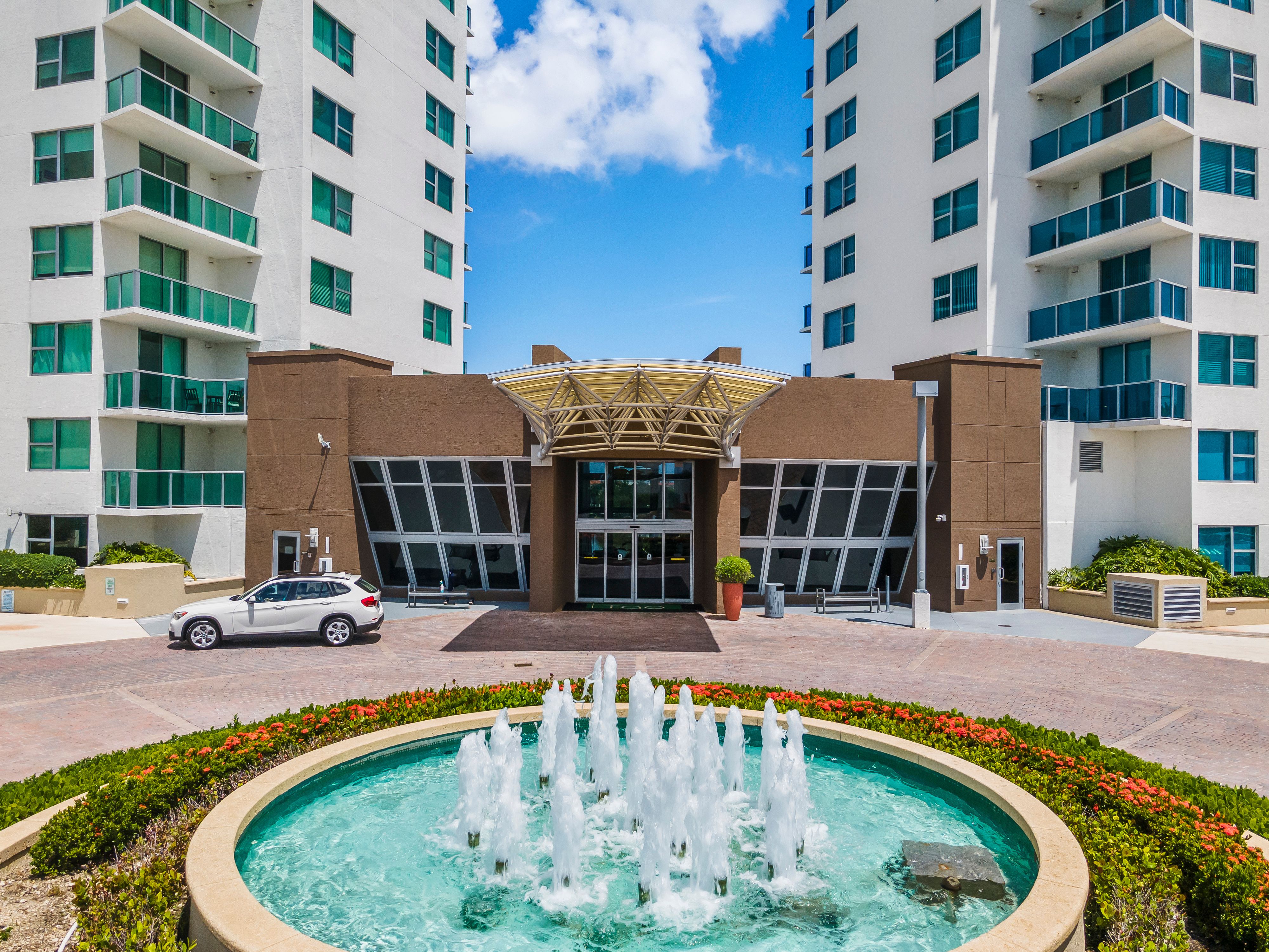 2681 N Flamingo Road Sunrise FL 33323