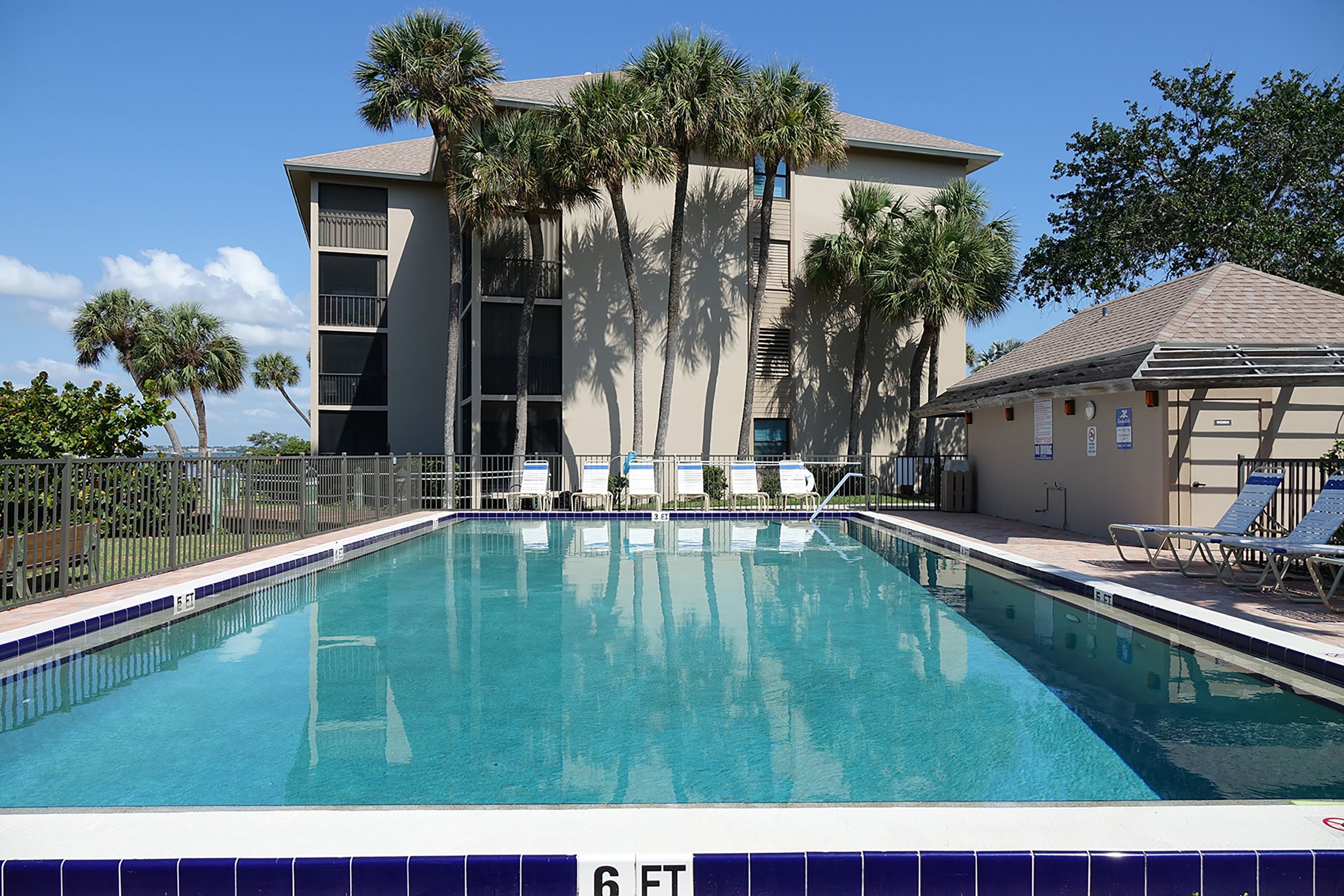 4490 NE Sandpebble Trace Stuart FL 34996