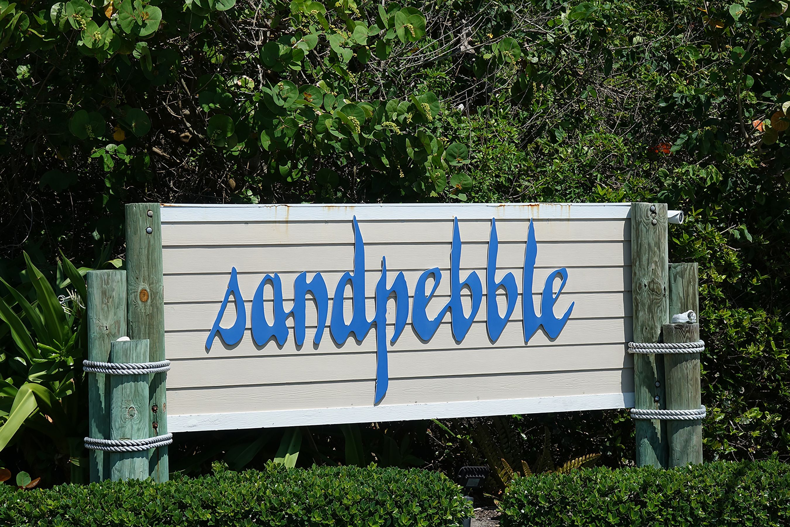 4490 NE Sandpebble Trace Stuart FL 34996