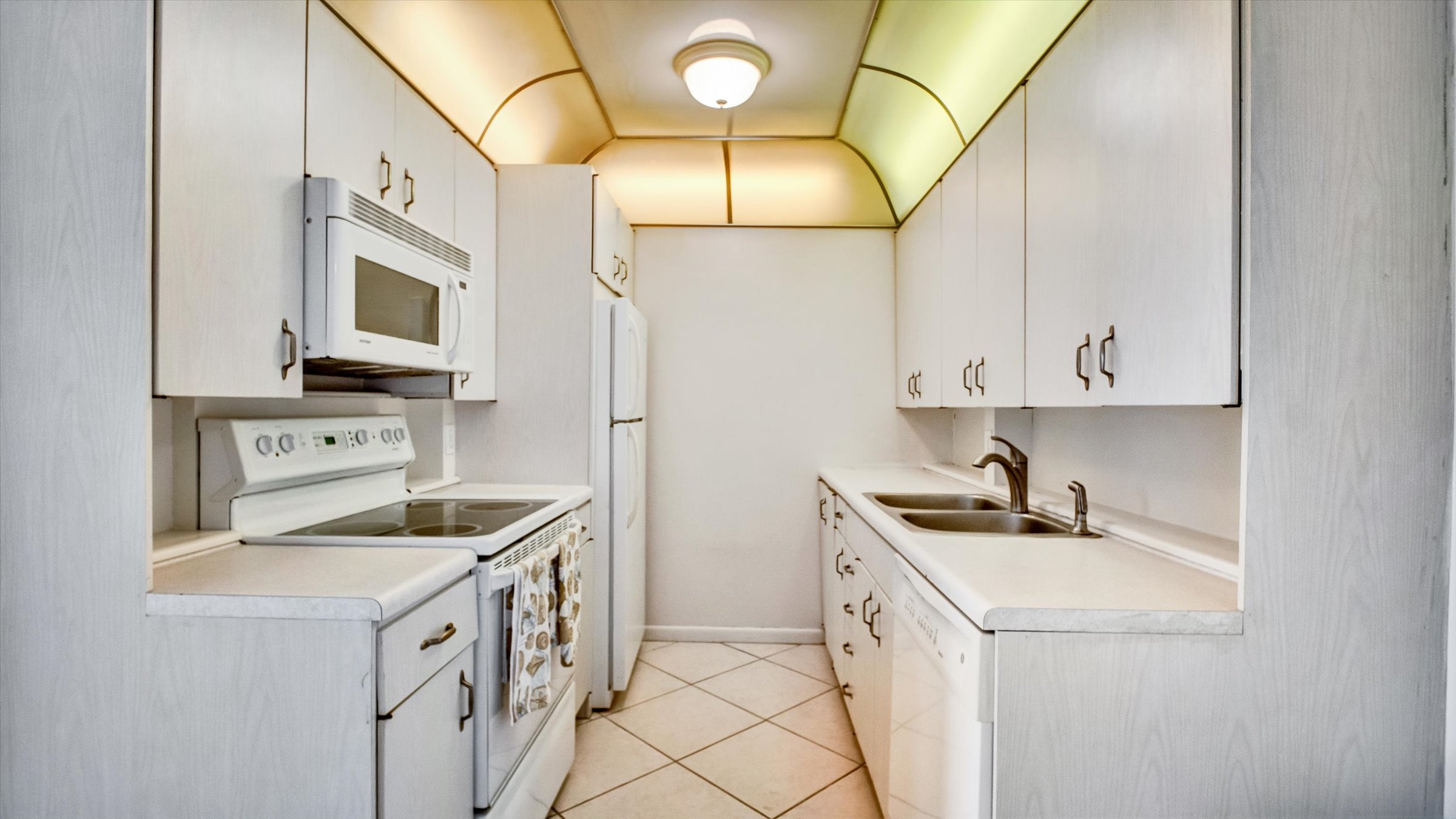 3087 Newport S Deerfield Beach FL 33442