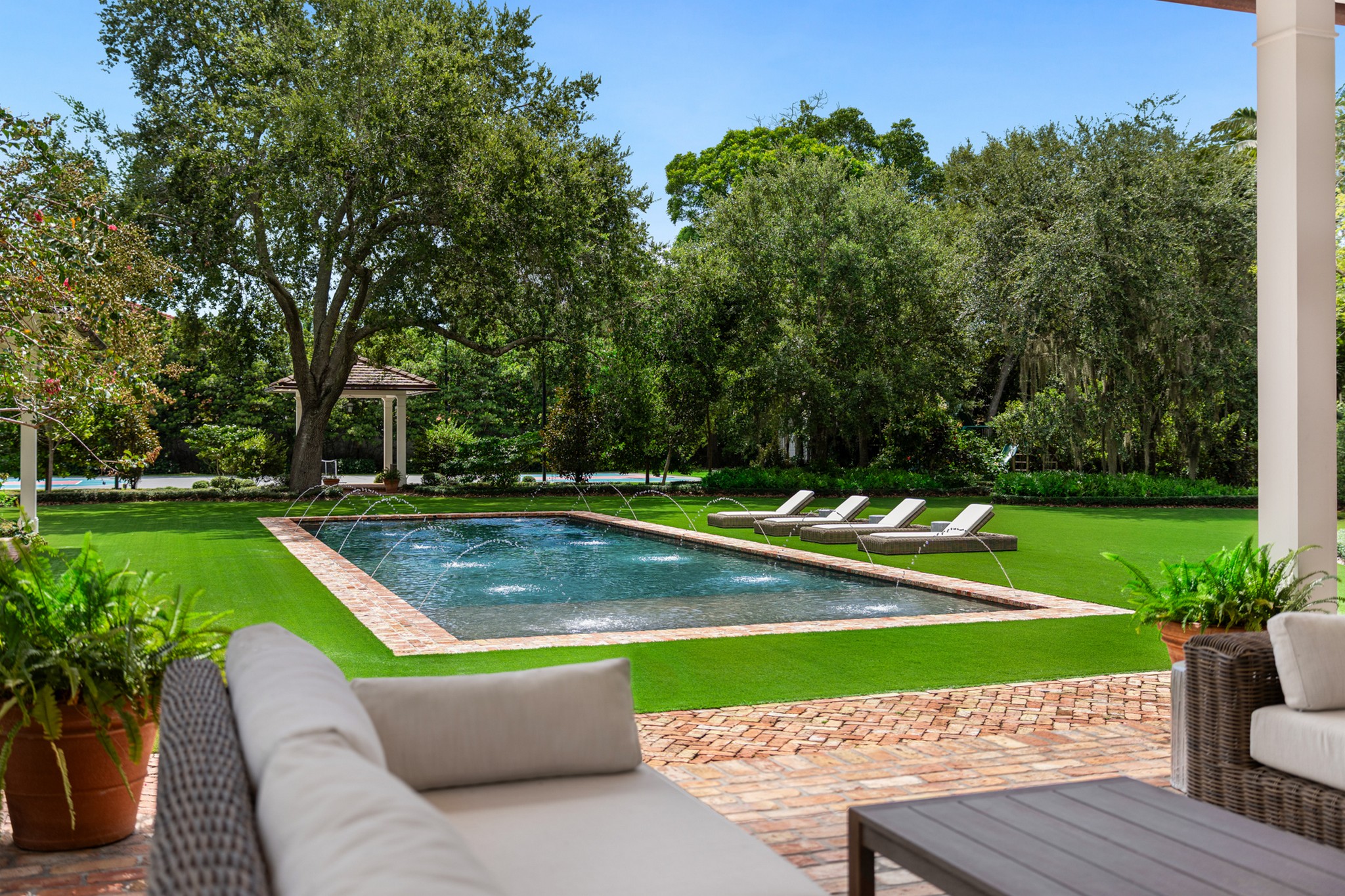 7393 SW 79th Court Miami FL 33143