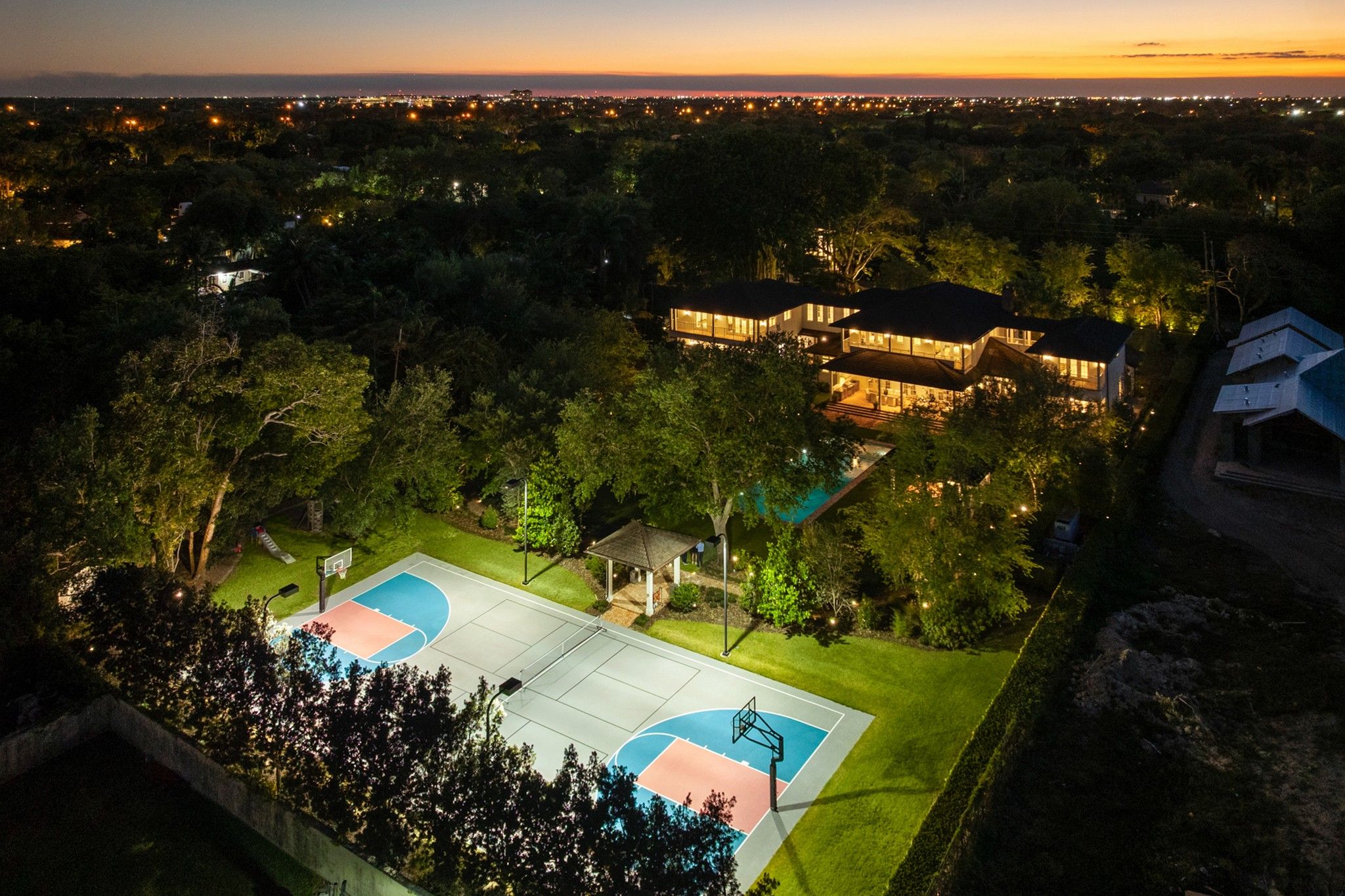 7393 SW 79th Court Miami FL 33143