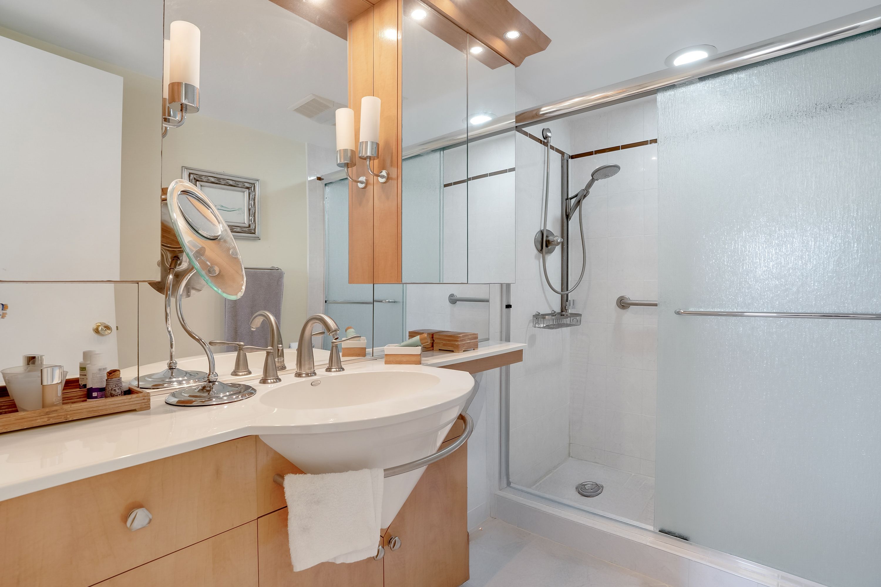 1332 Bayview Drive Fort Lauderdale FL 33304